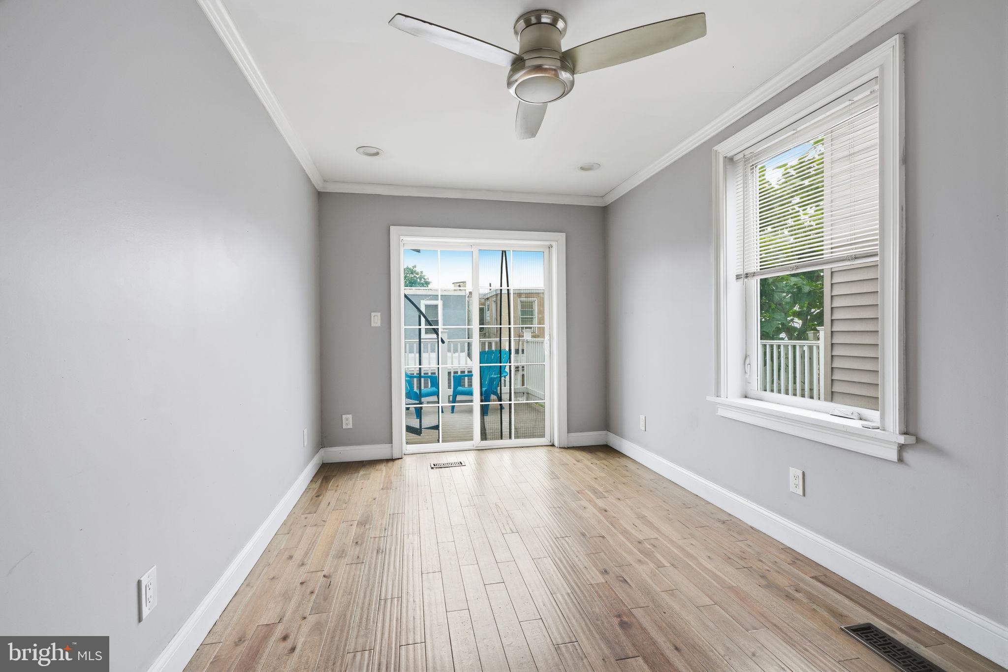 PORT RICHMOND - Residential