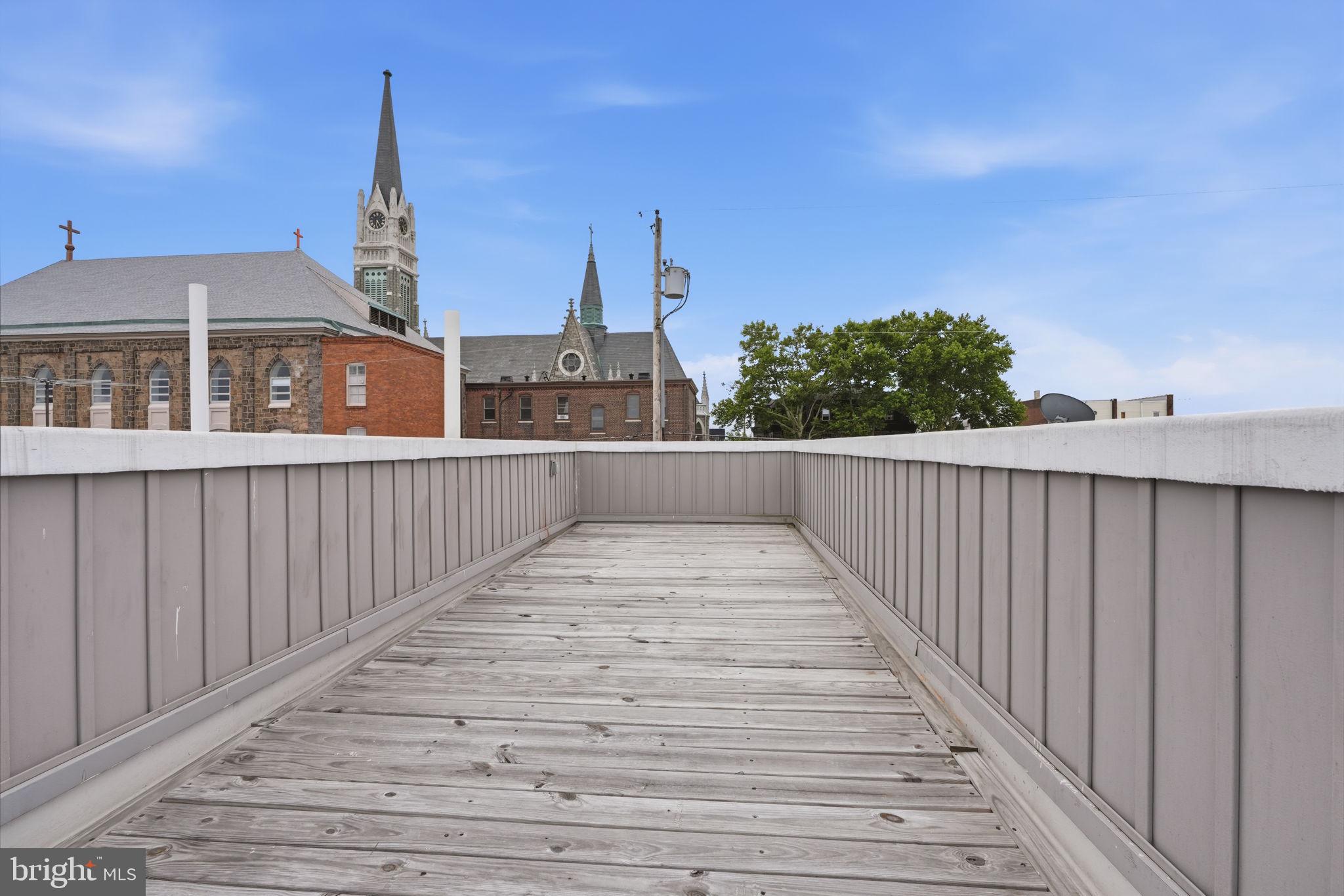 PORT RICHMOND - Residential