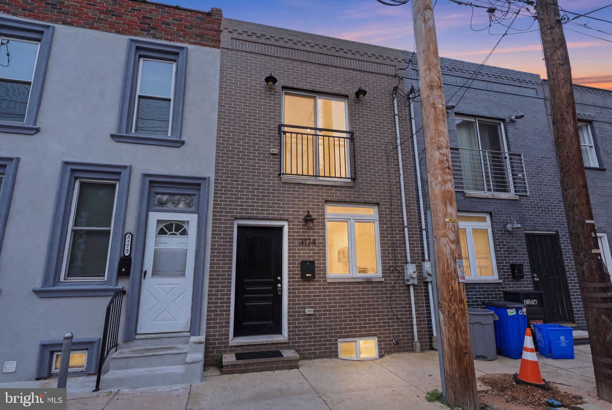 PORT RICHMOND - Residential