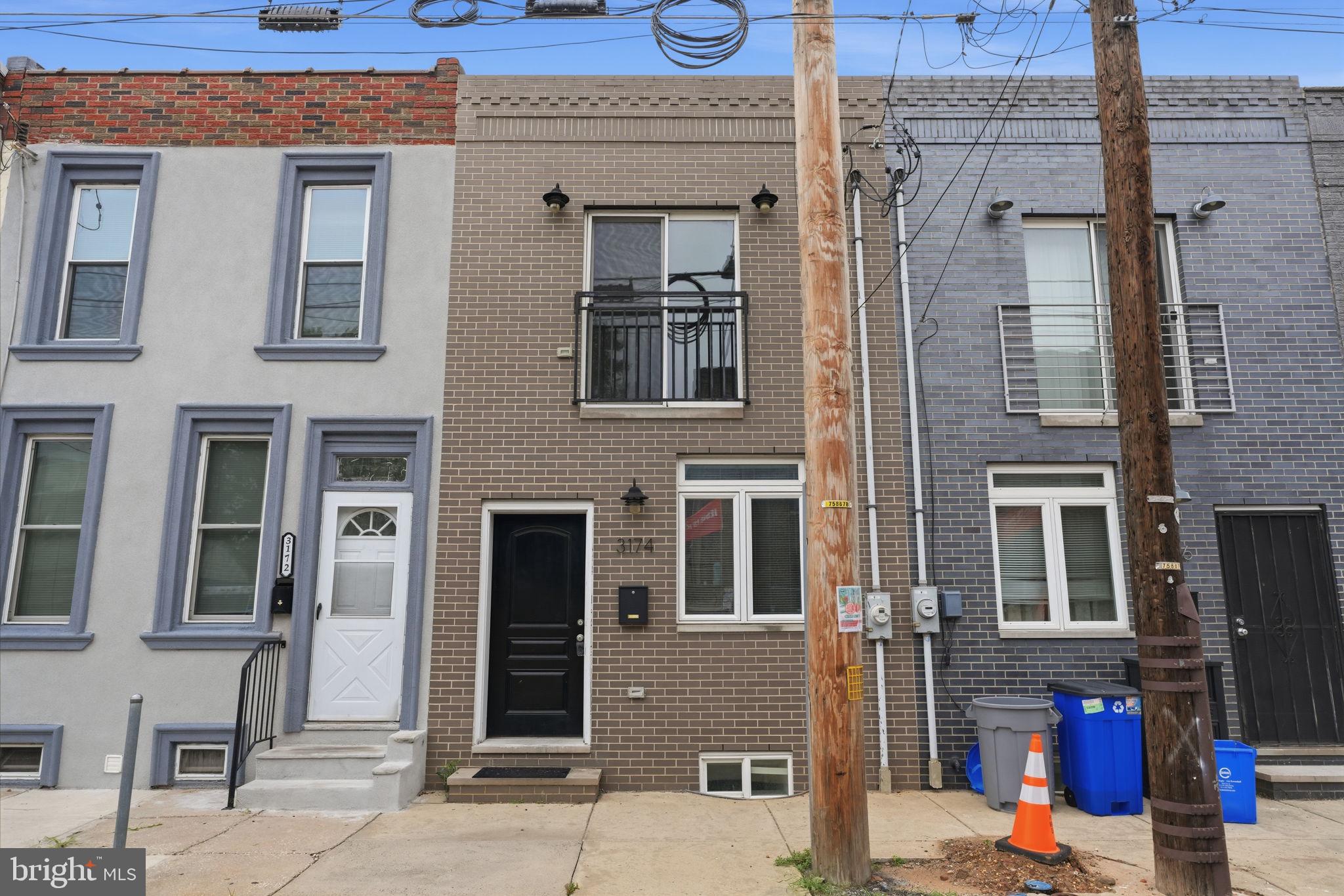 PORT RICHMOND - Residential