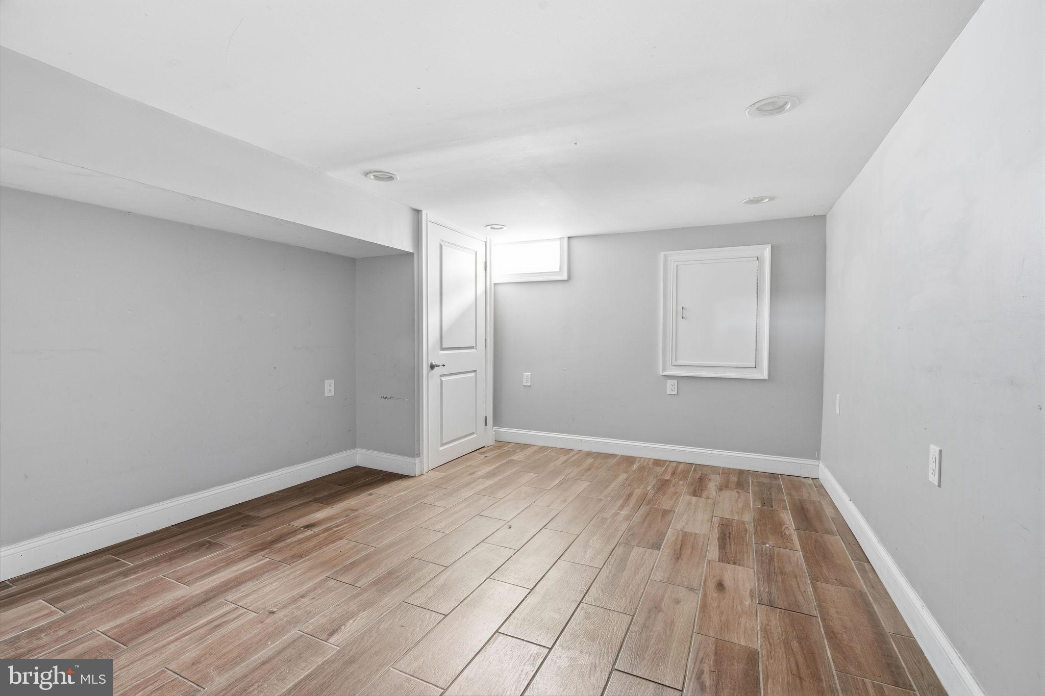 PORT RICHMOND - Residential