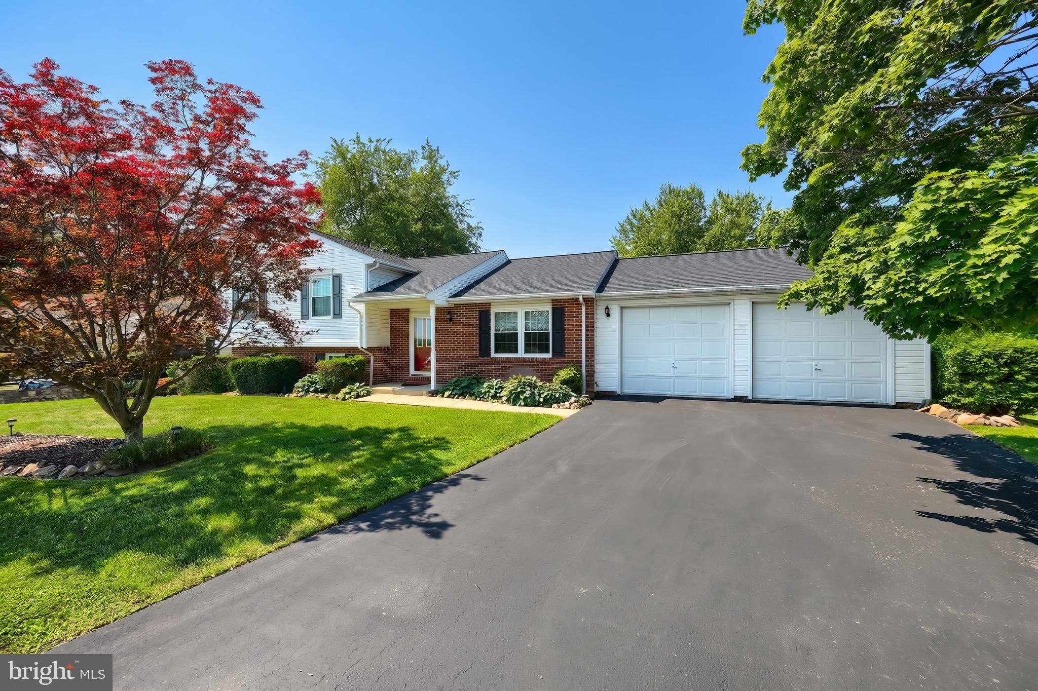 MEADOW VIEW ESTATES - Residential