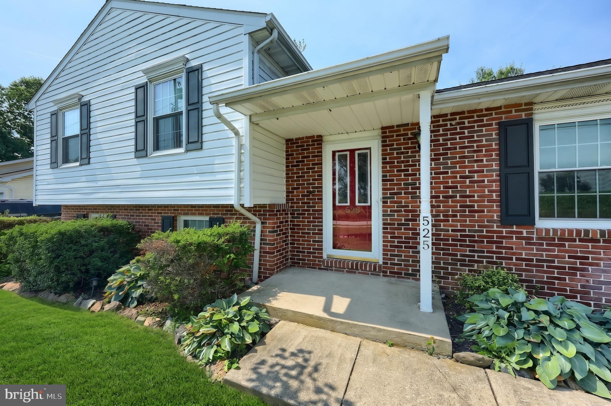 MEADOW VIEW ESTATES - Residential