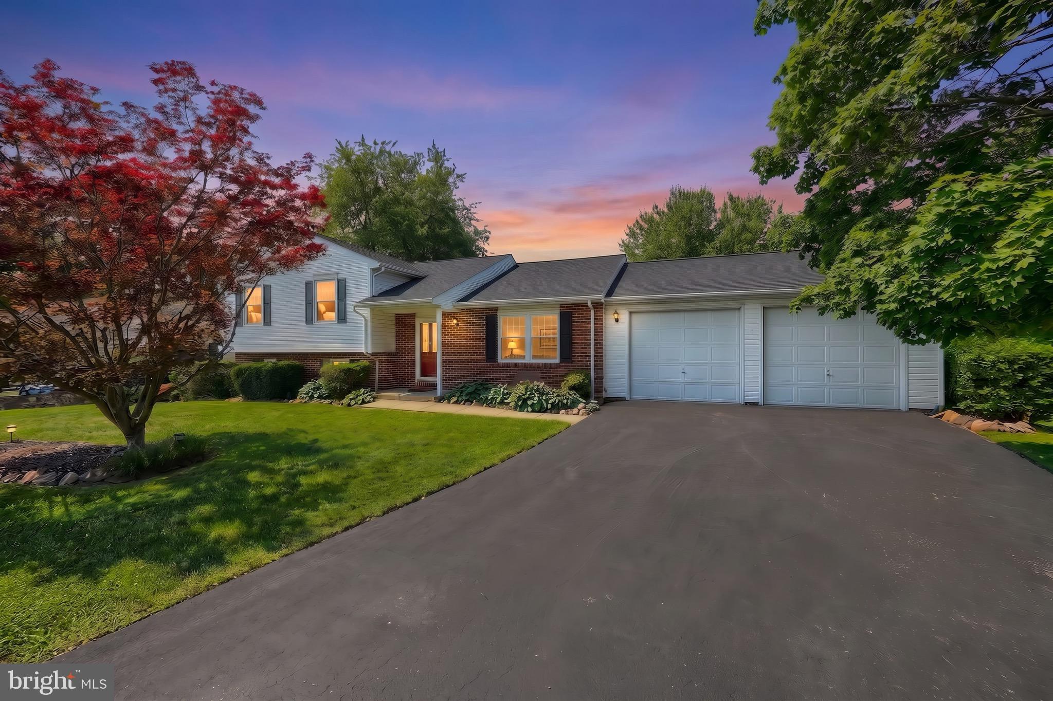 MEADOW VIEW ESTATES - Residential