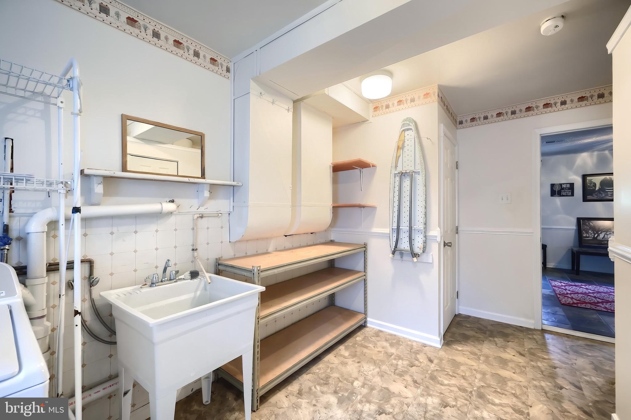 MEADOW VIEW ESTATES - Residential