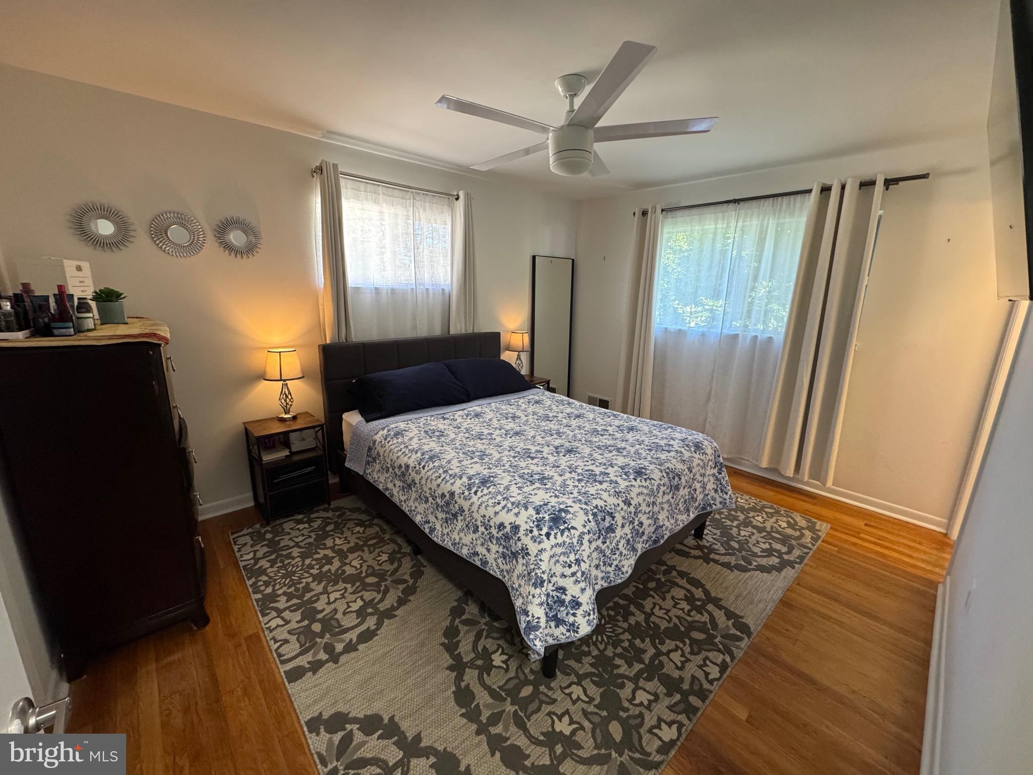WHEATON WOODS - Residential