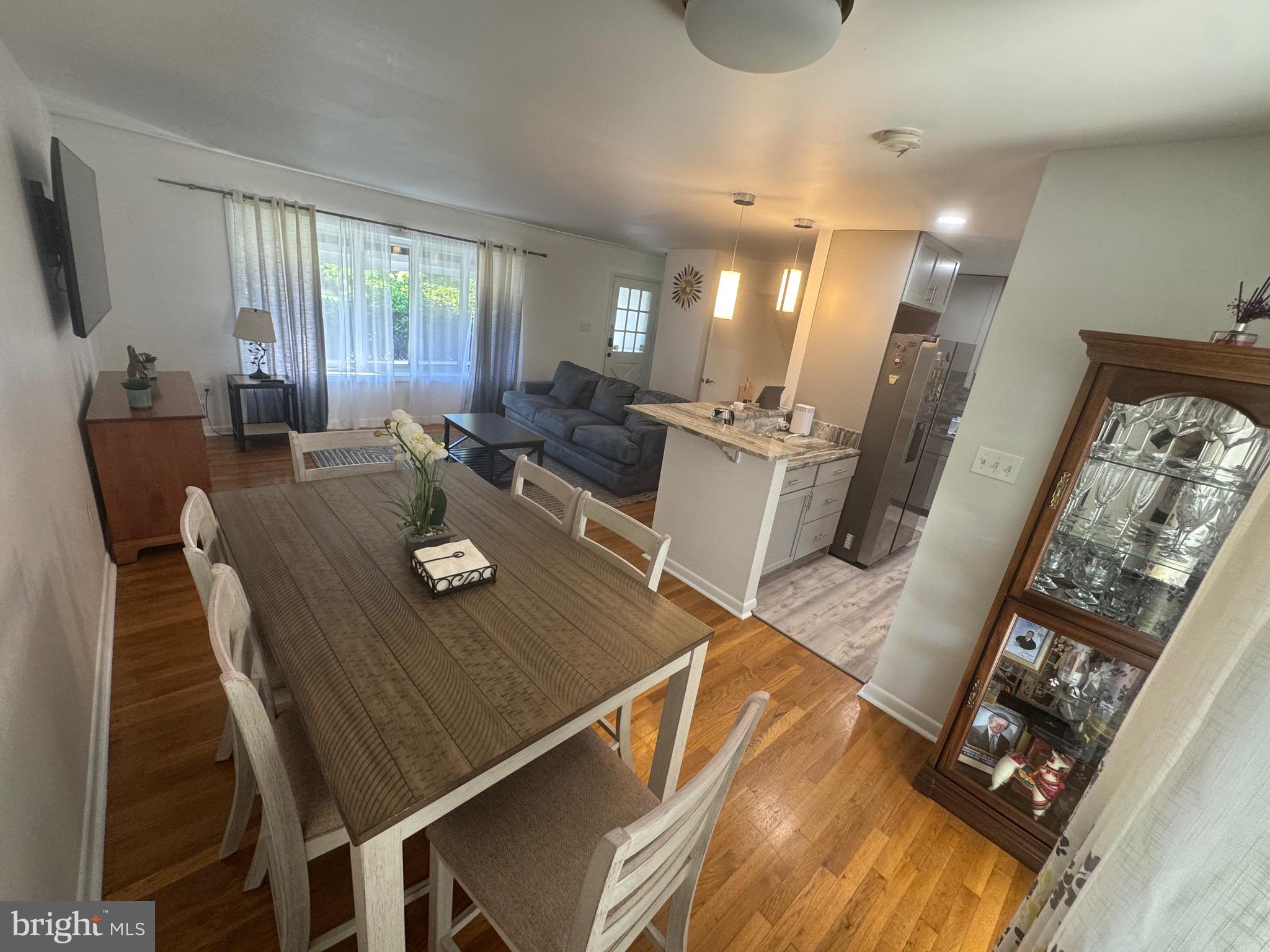 WHEATON WOODS - Residential