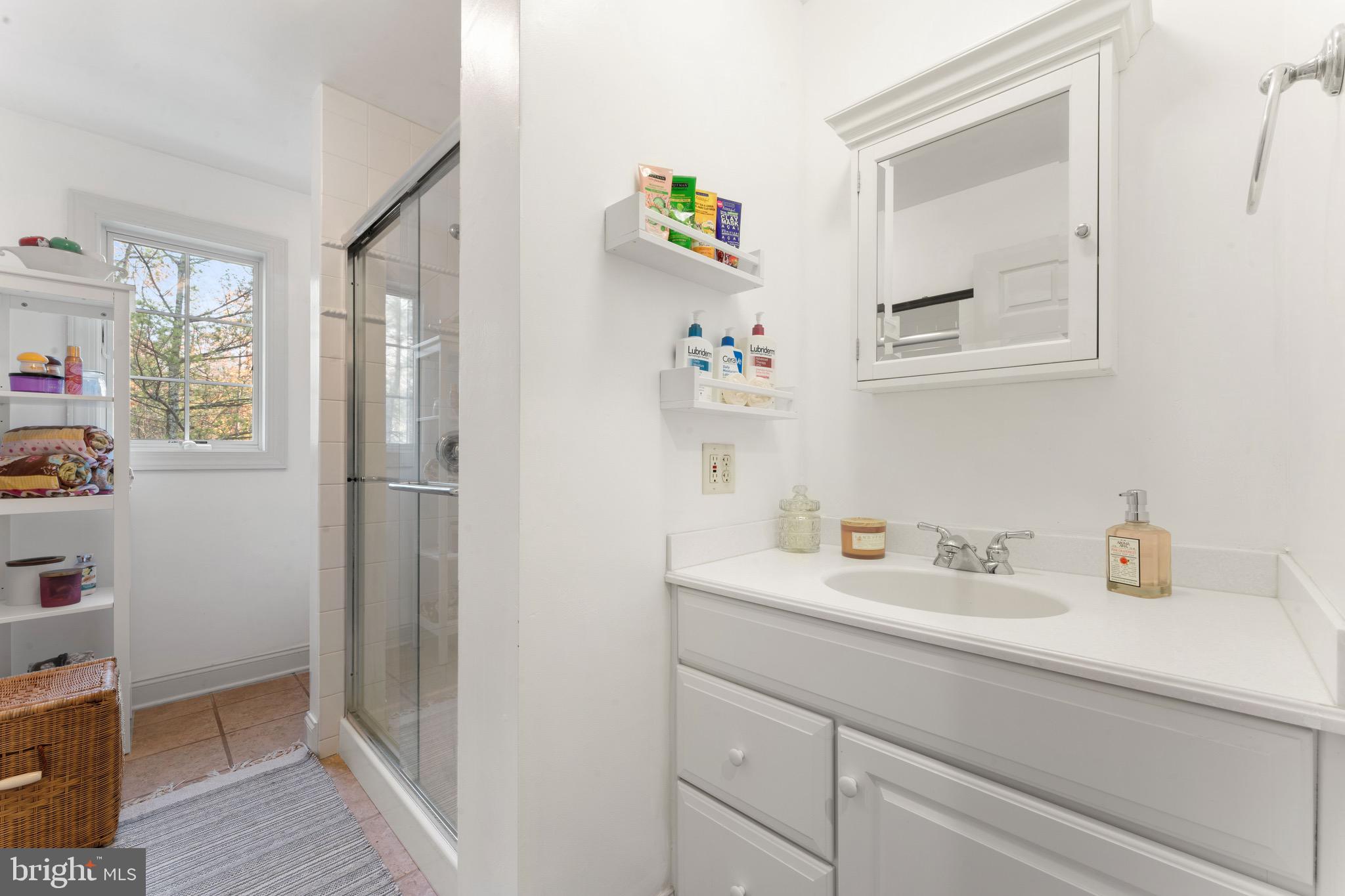 ITHAN - Residential