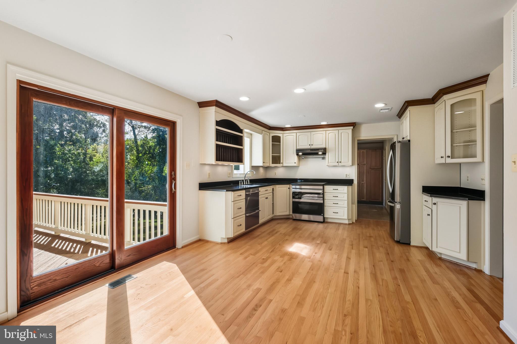 TIMBERLAWN - Residential