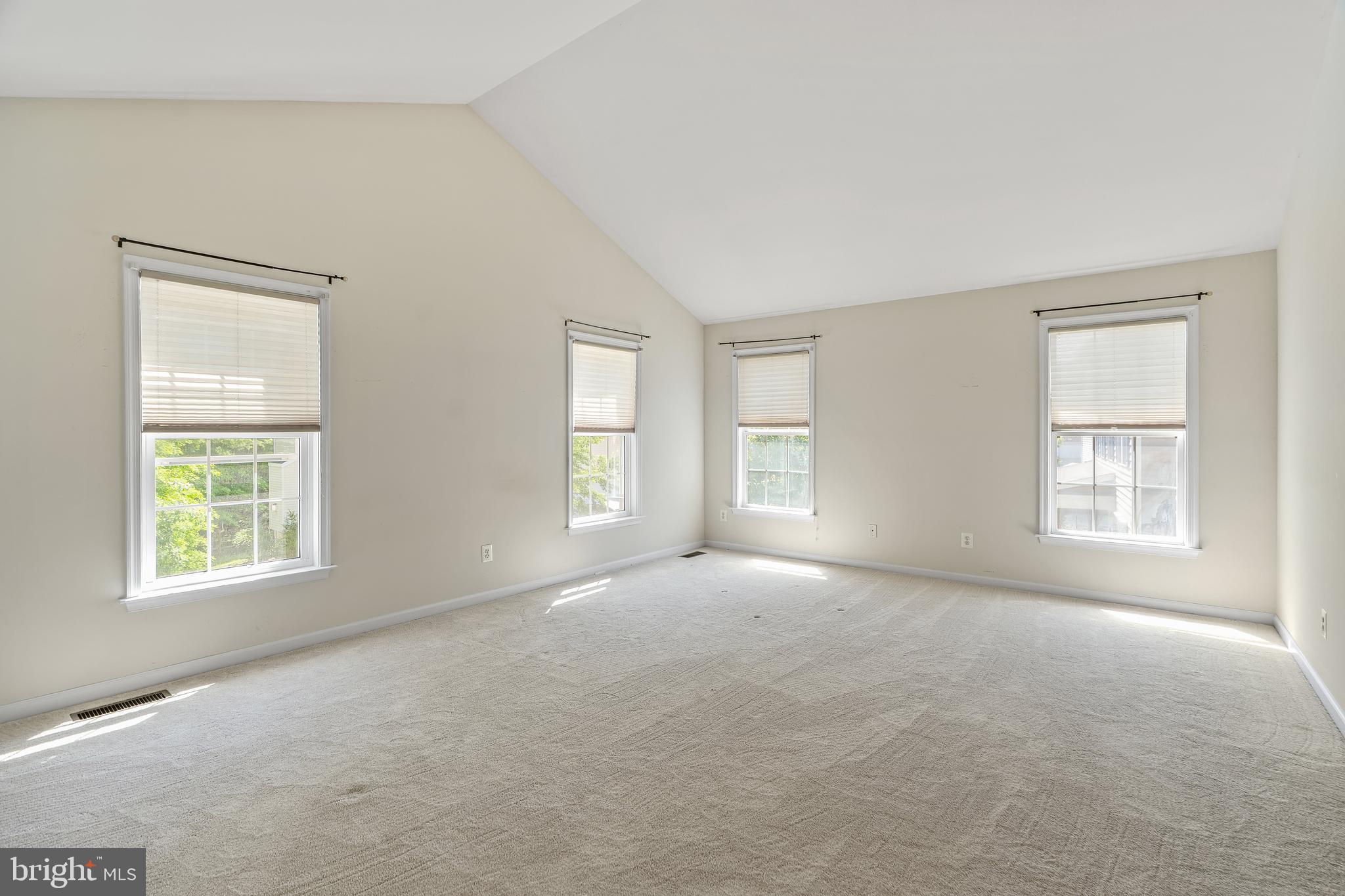 CLUB AT PATRIOTS GLEN - Residential