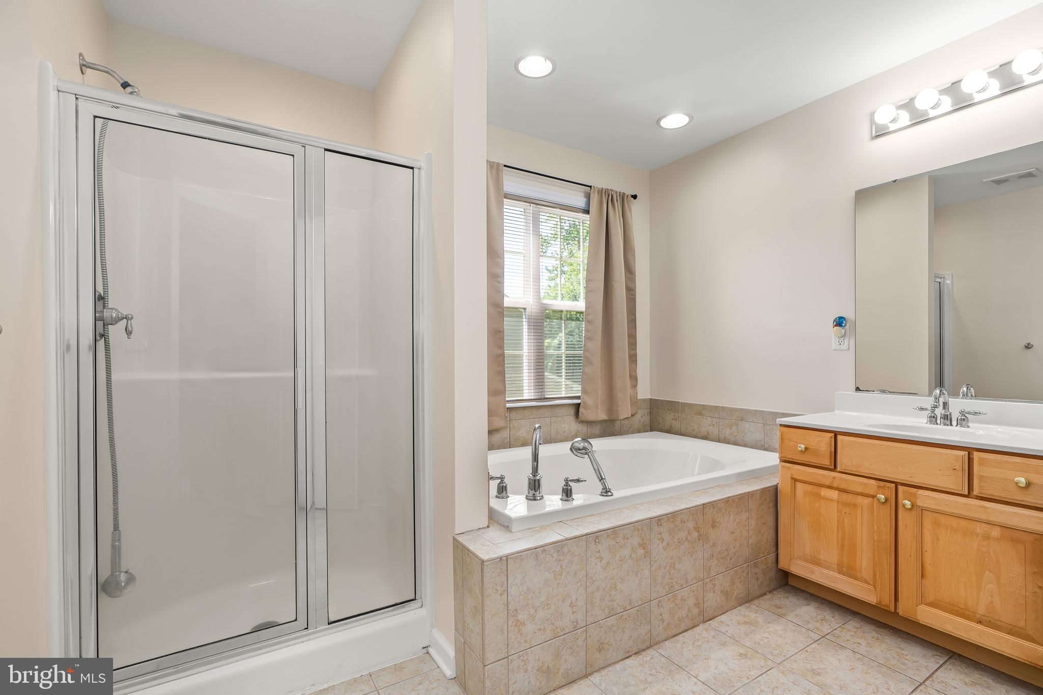 CLUB AT PATRIOTS GLEN - Residential
