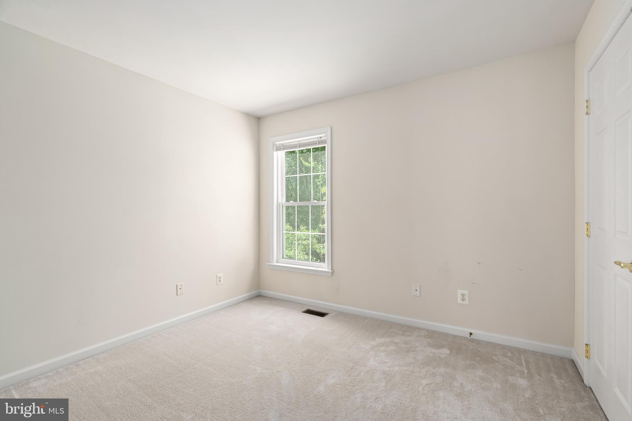 CLUB AT PATRIOTS GLEN - Residential