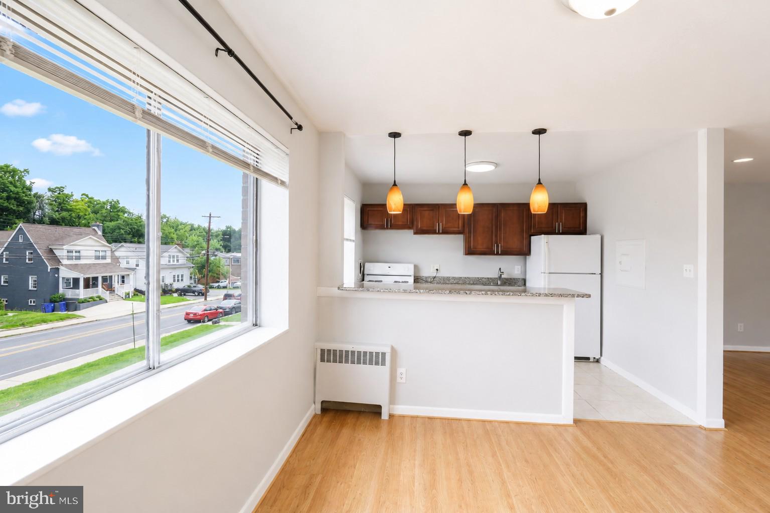 THE CAROLYN - Residential