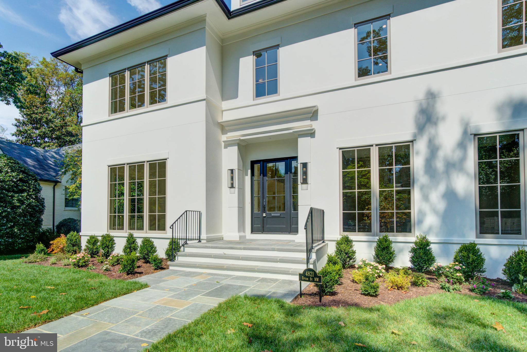 SPRING VALLEY - Residential