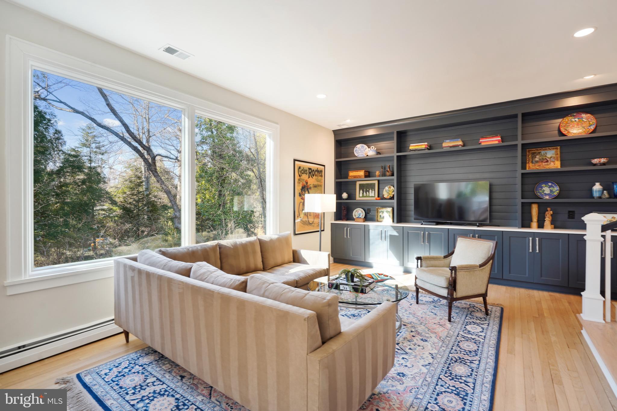 GLEN ECHO HEIGHTS - Residential