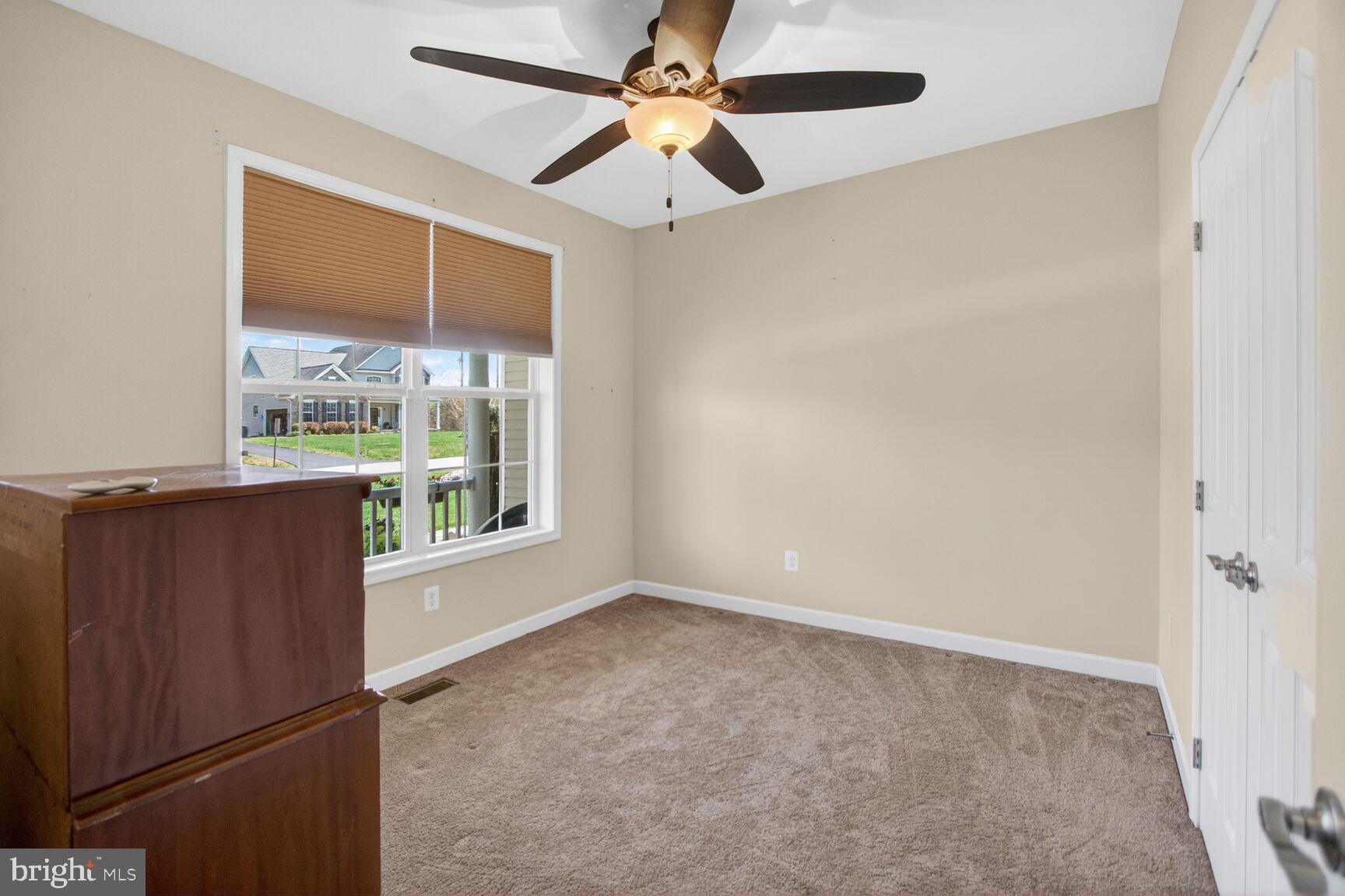 CHESTNUT GROVE - Residential