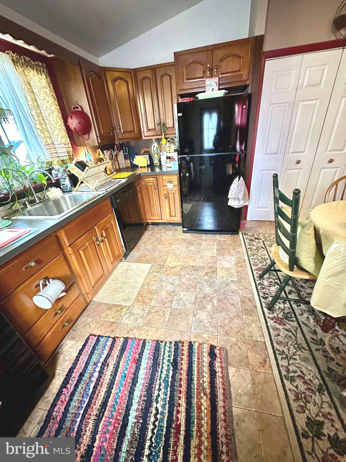 FOX CHASE - Residential