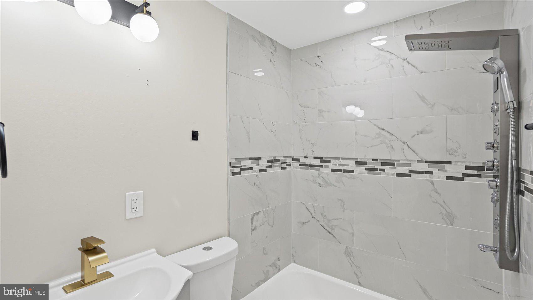 FRANKFORD - Residential