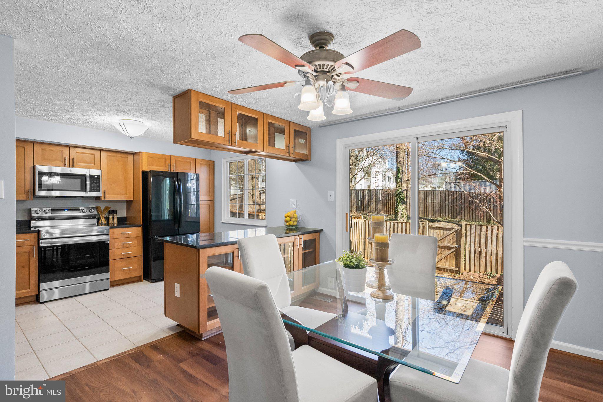 FLINT HILL MANOR - Residential