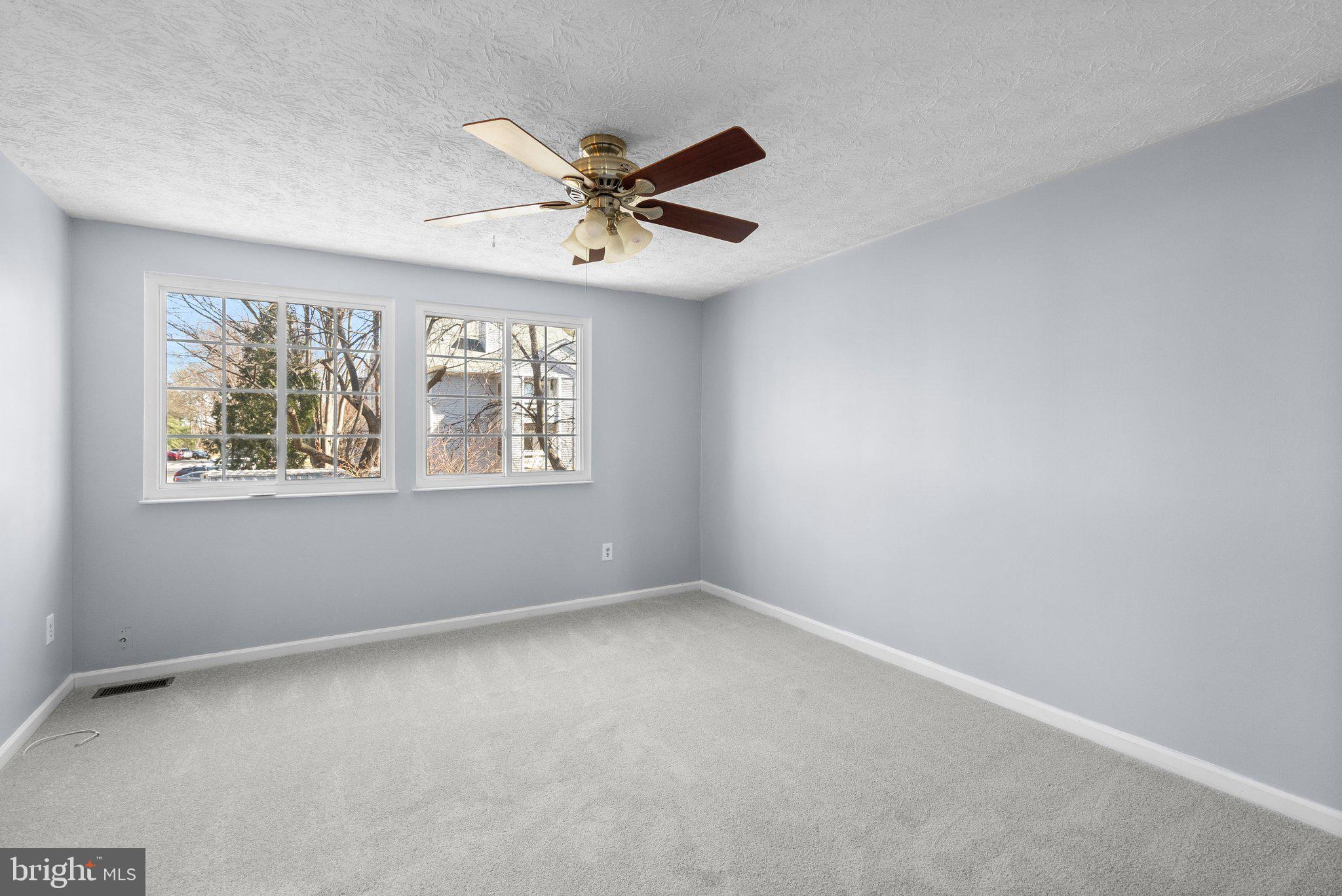 FLINT HILL MANOR - Residential