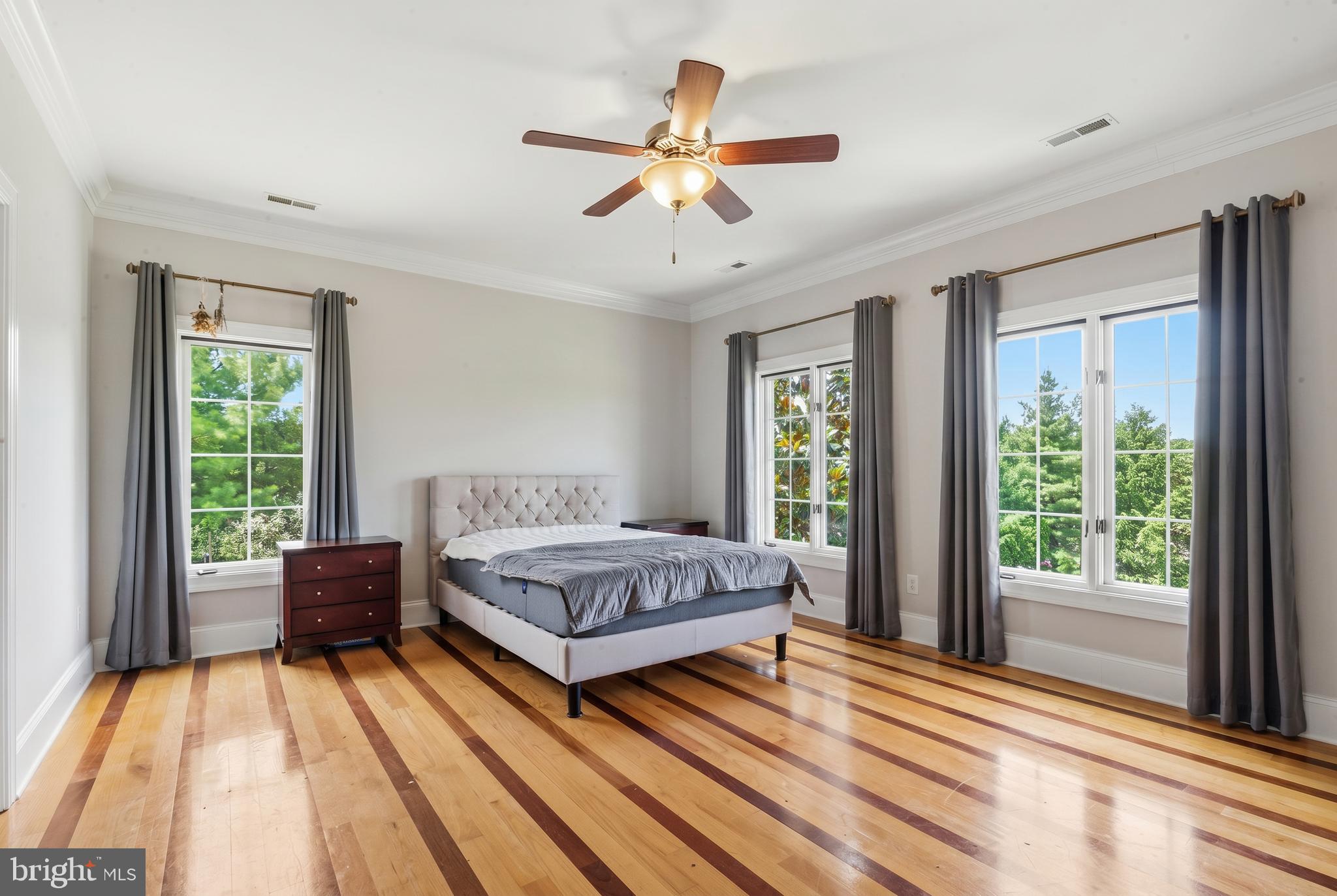 BEACON HILL - Residential