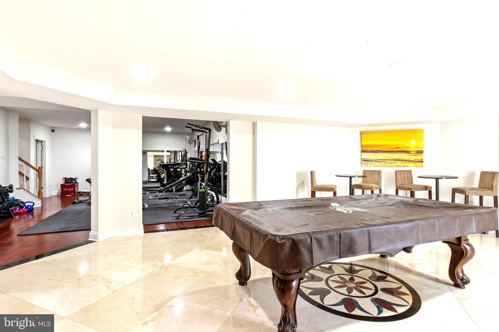BEACON HILL - Residential