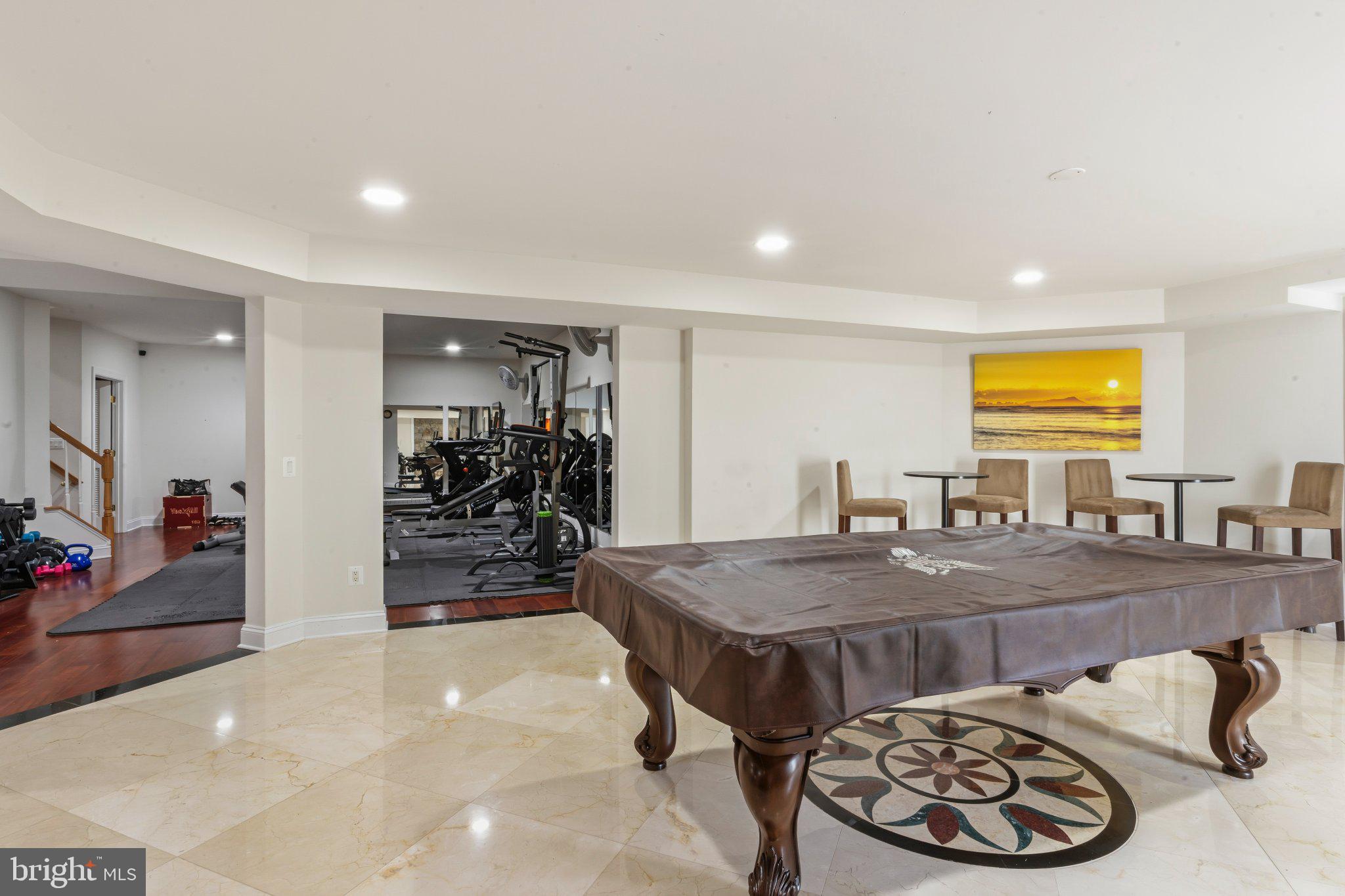 BEACON HILL - Residential