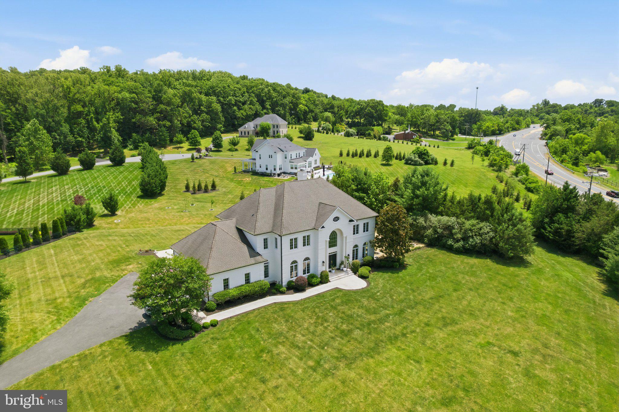 BEACON HILL - Residential