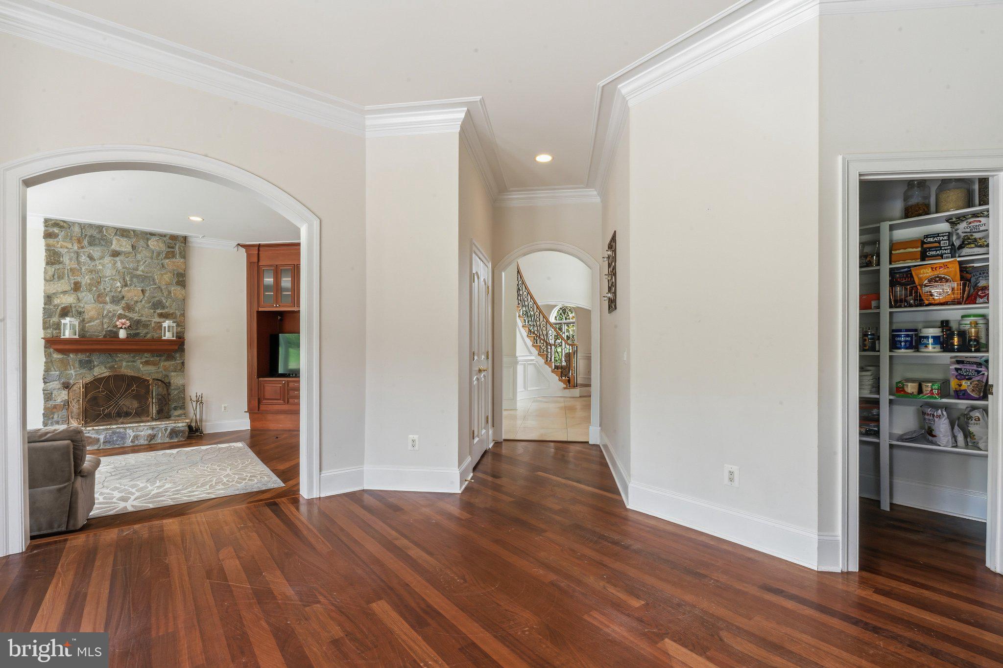 BEACON HILL - Residential