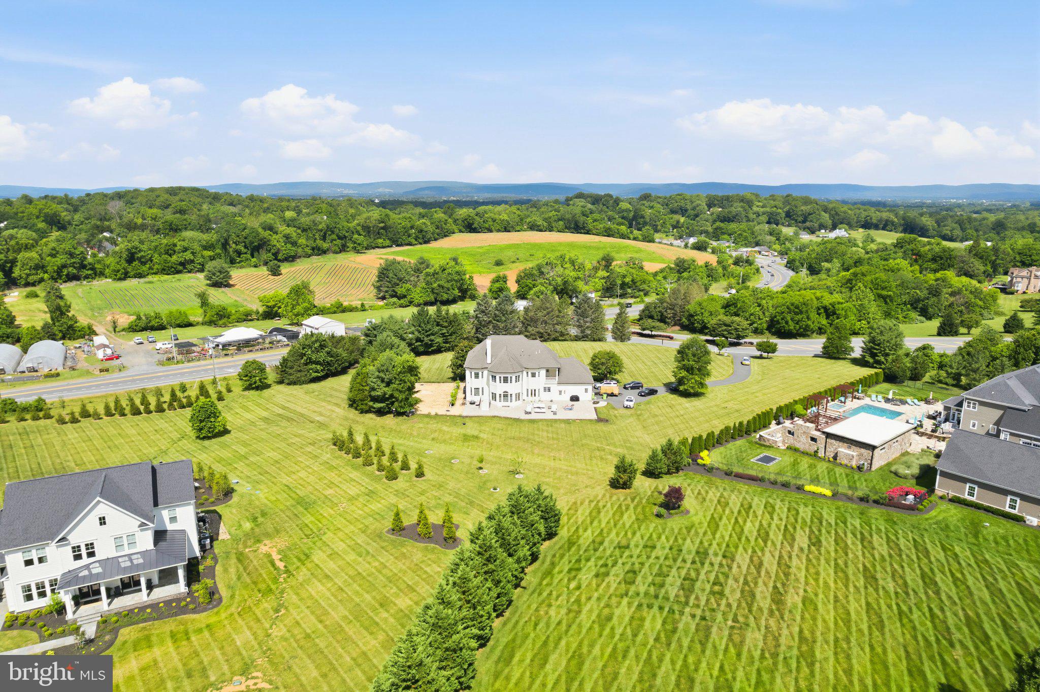 BEACON HILL - Residential