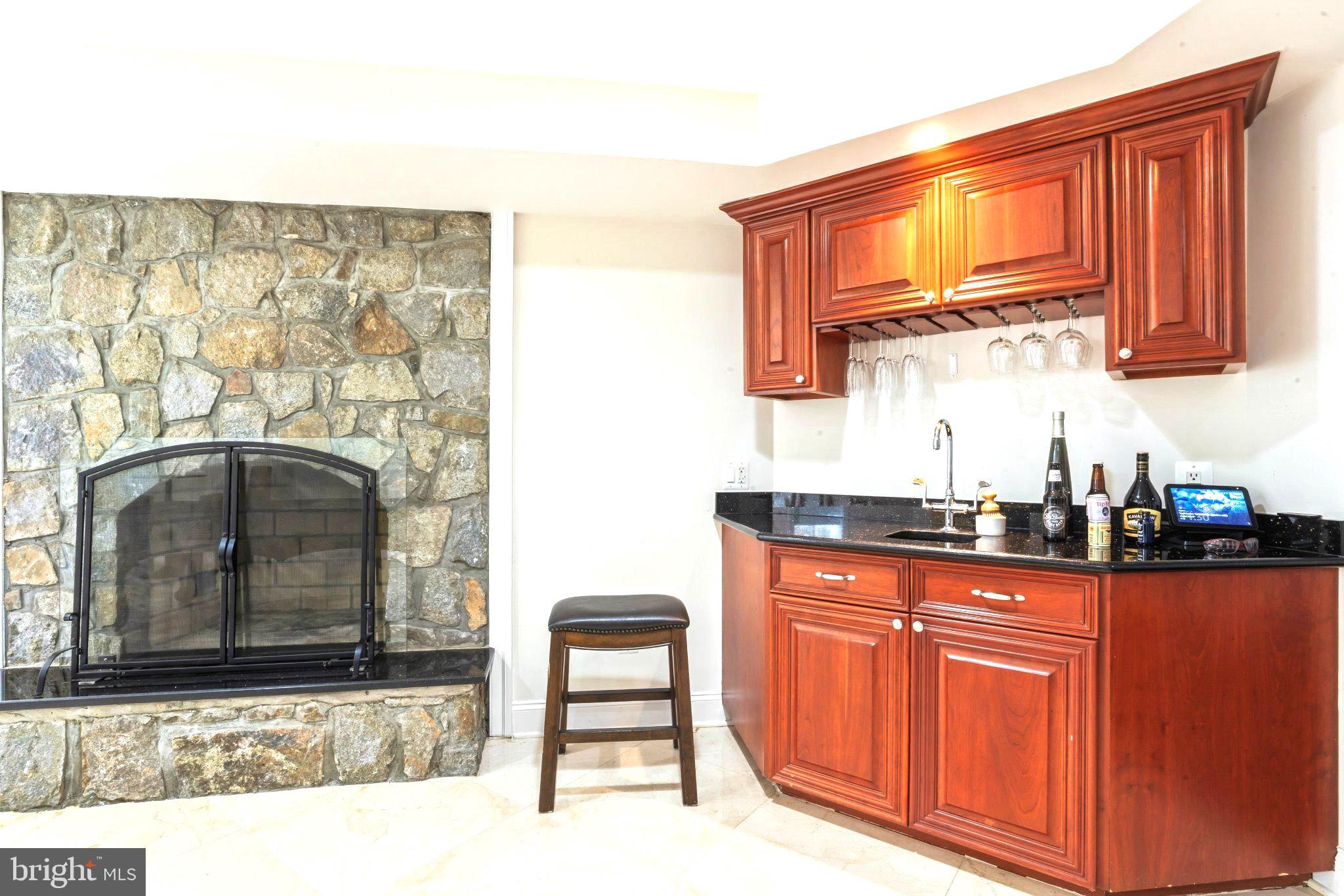 BEACON HILL - Residential