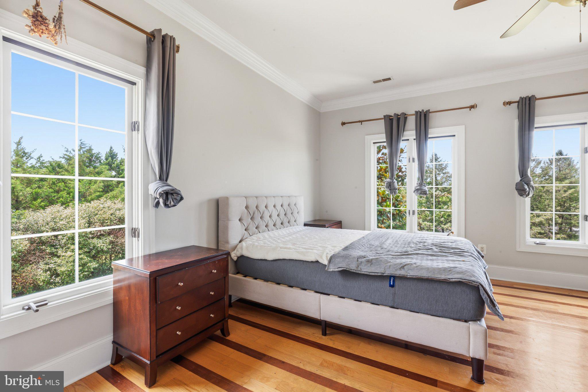 BEACON HILL - Residential