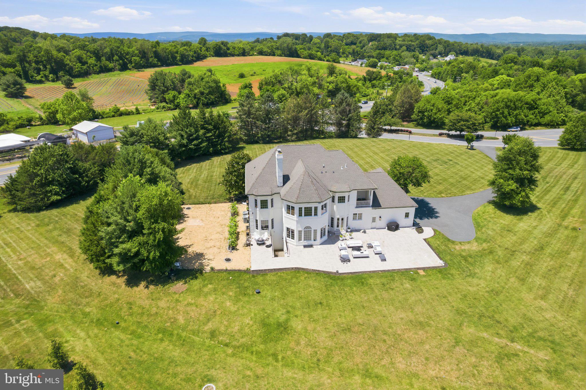 BEACON HILL - Residential