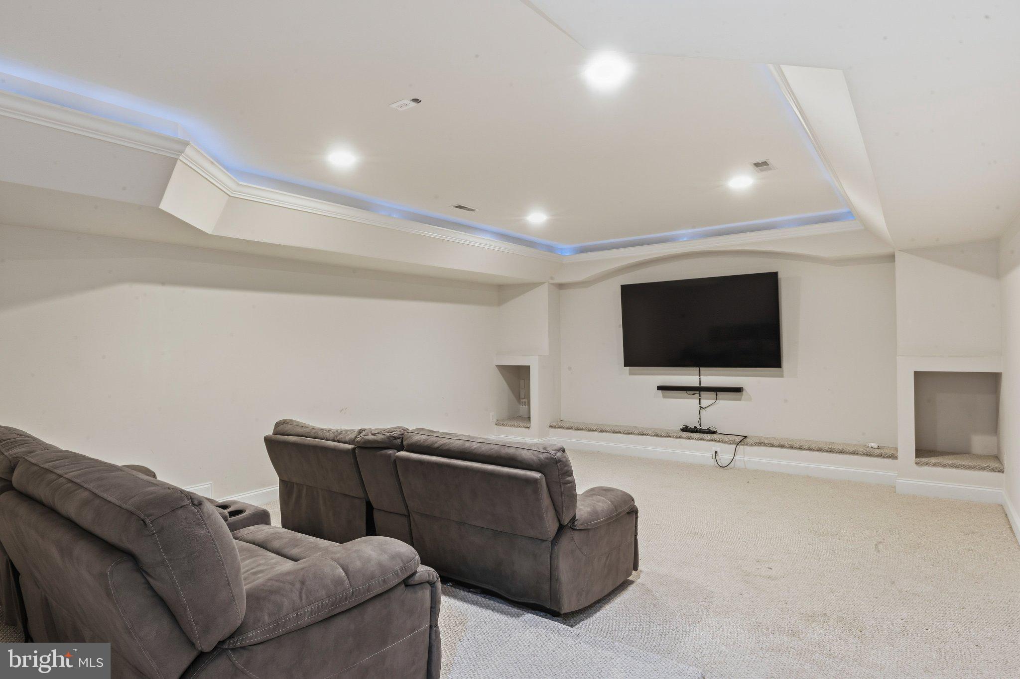 BEACON HILL - Residential