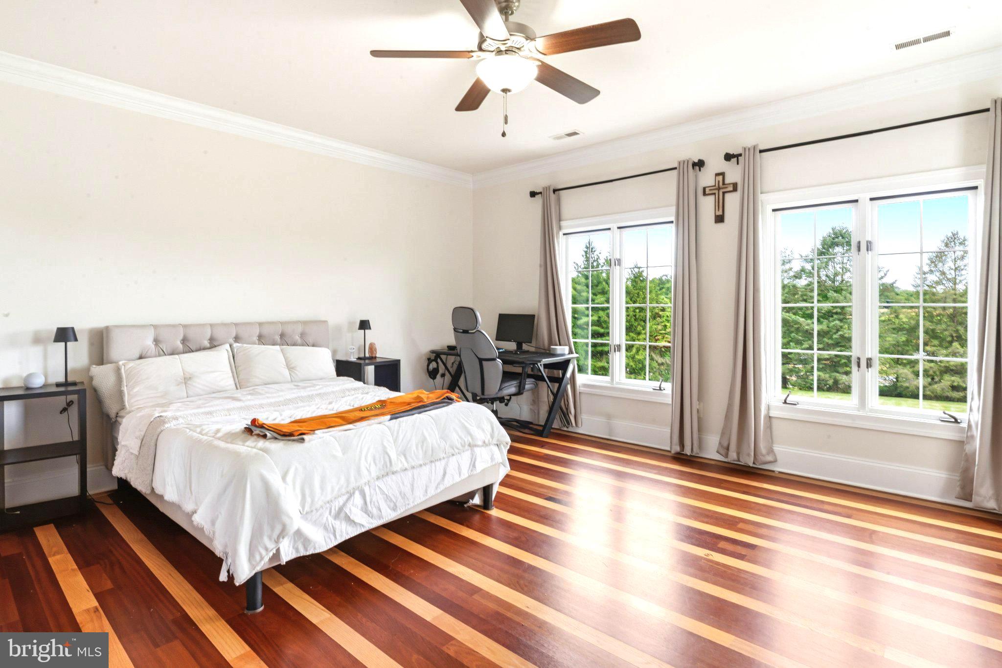 BEACON HILL - Residential