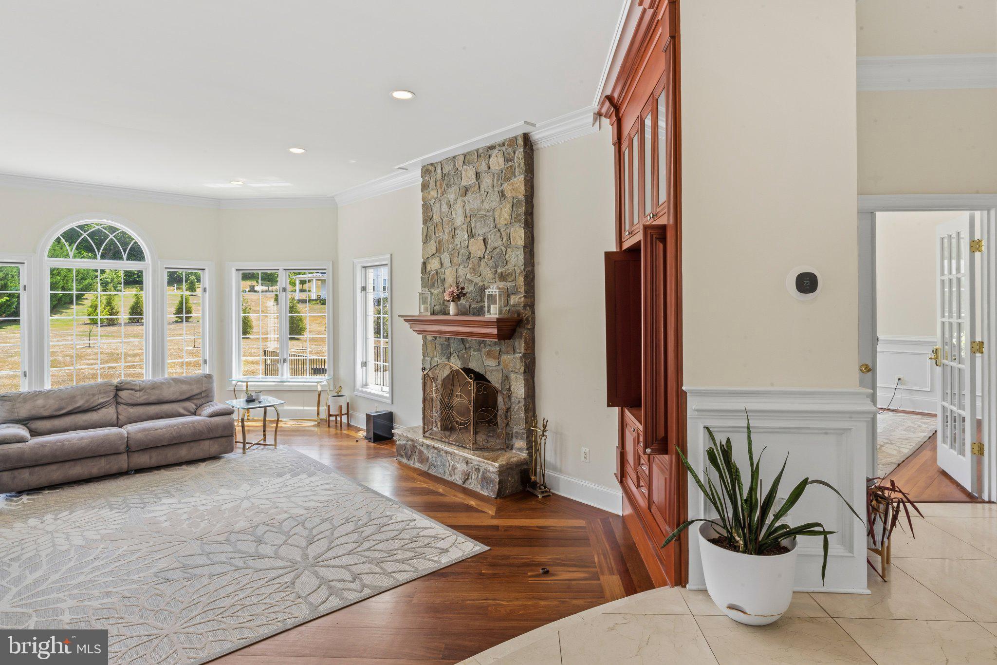 BEACON HILL - Residential