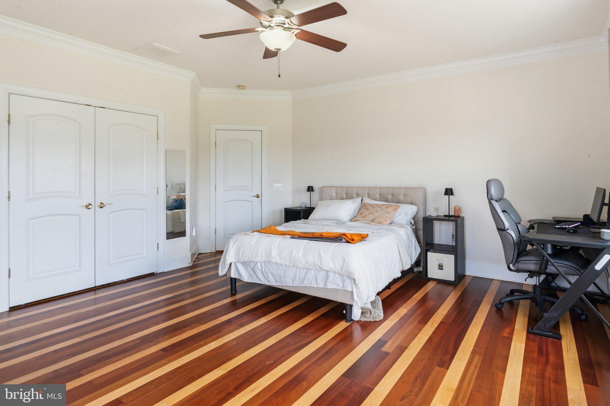 BEACON HILL - Residential