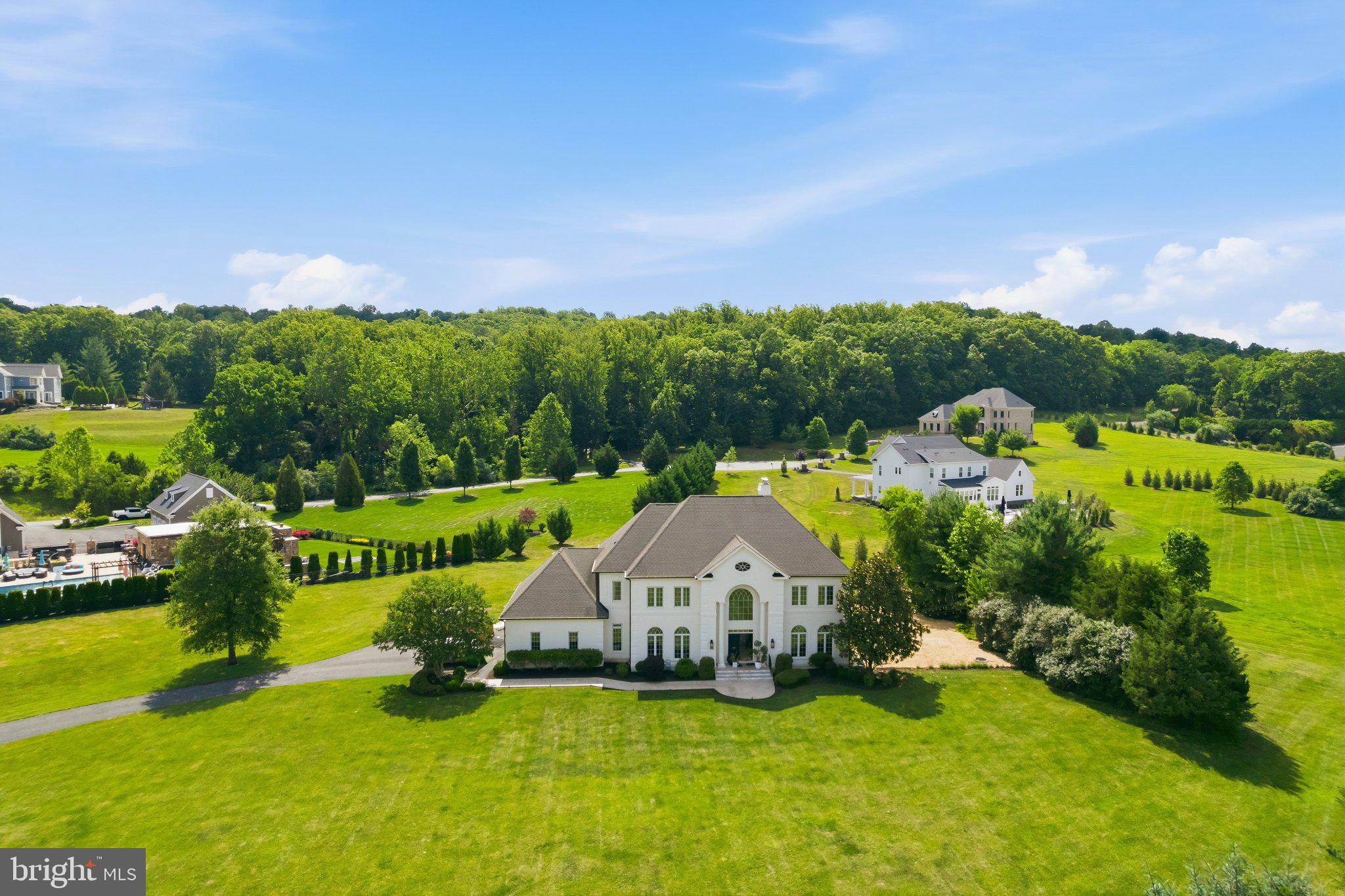 BEACON HILL - Residential
