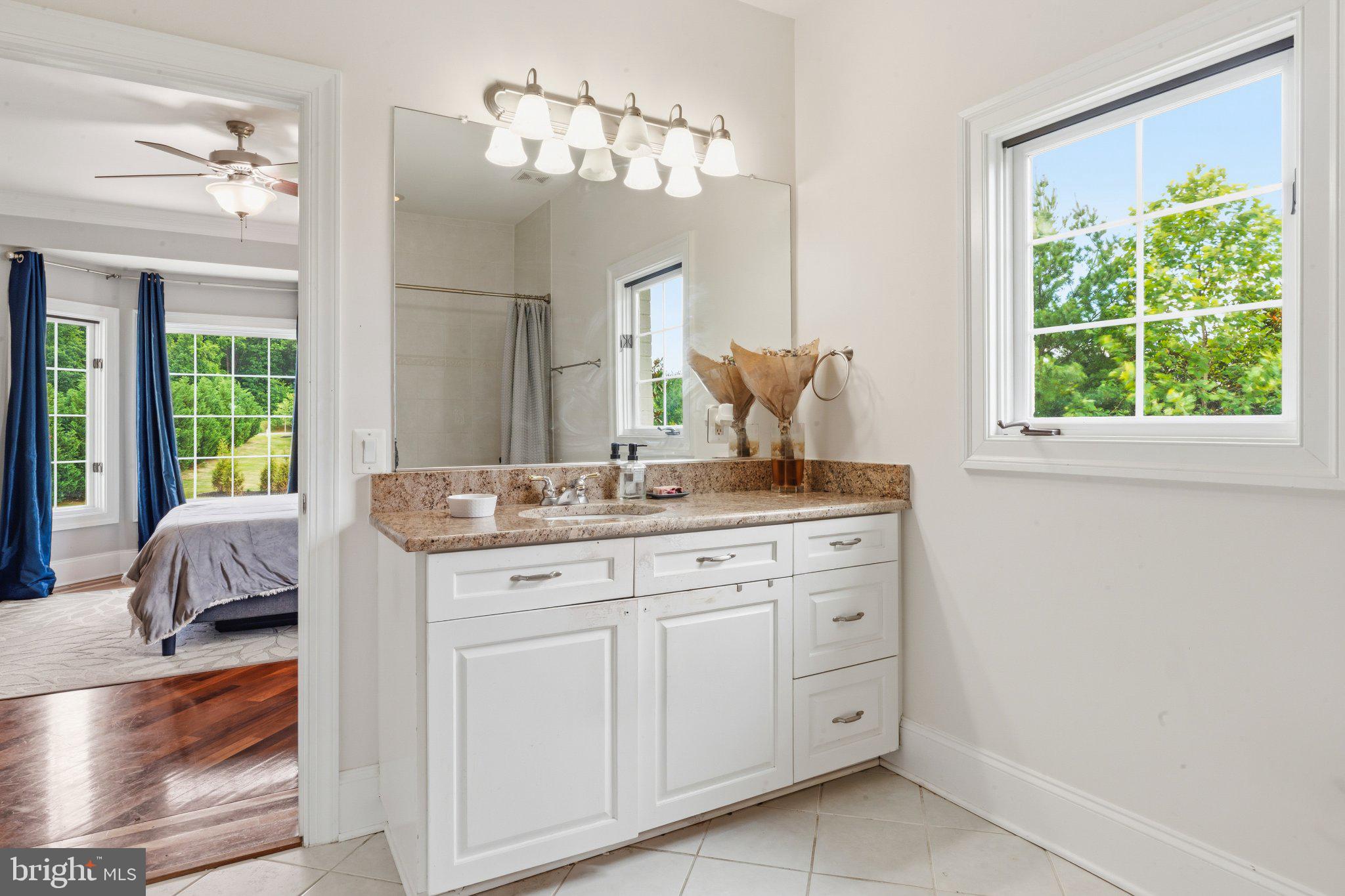 BEACON HILL - Residential