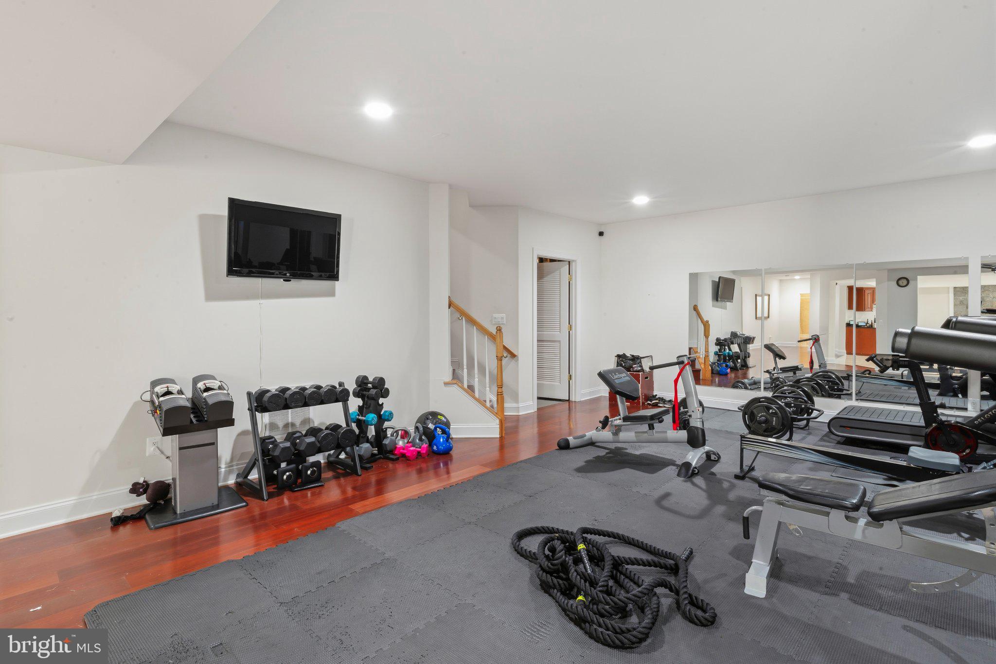 BEACON HILL - Residential