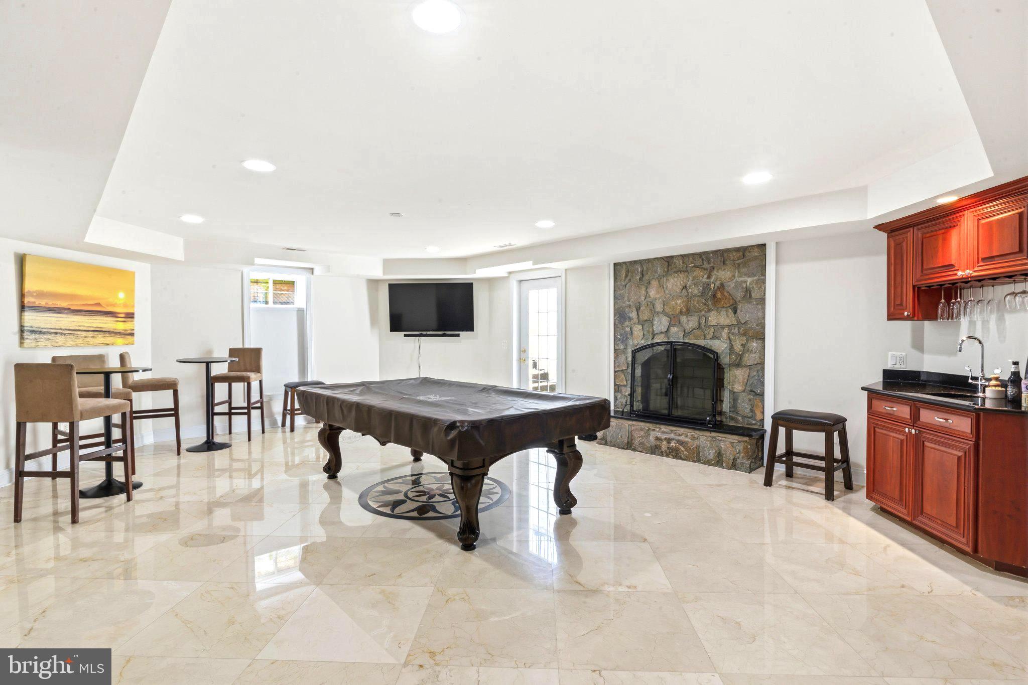 BEACON HILL - Residential