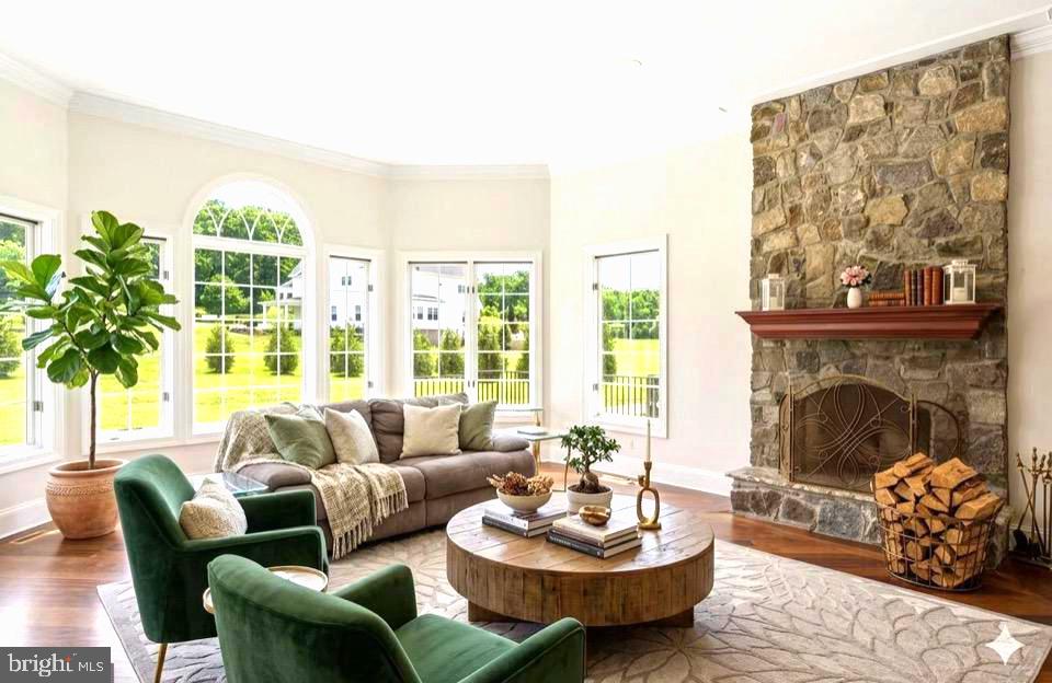 BEACON HILL - Residential