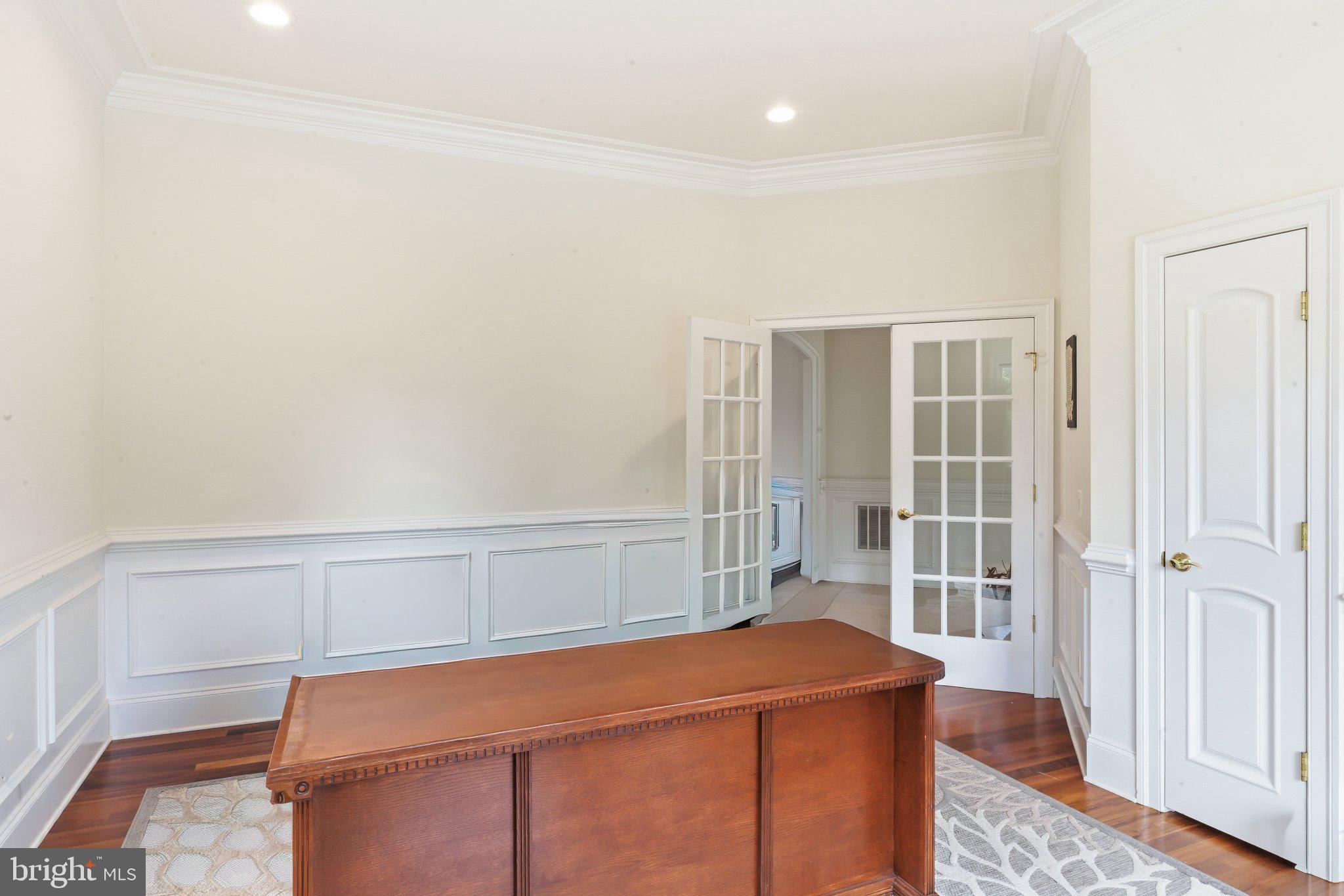 BEACON HILL - Residential