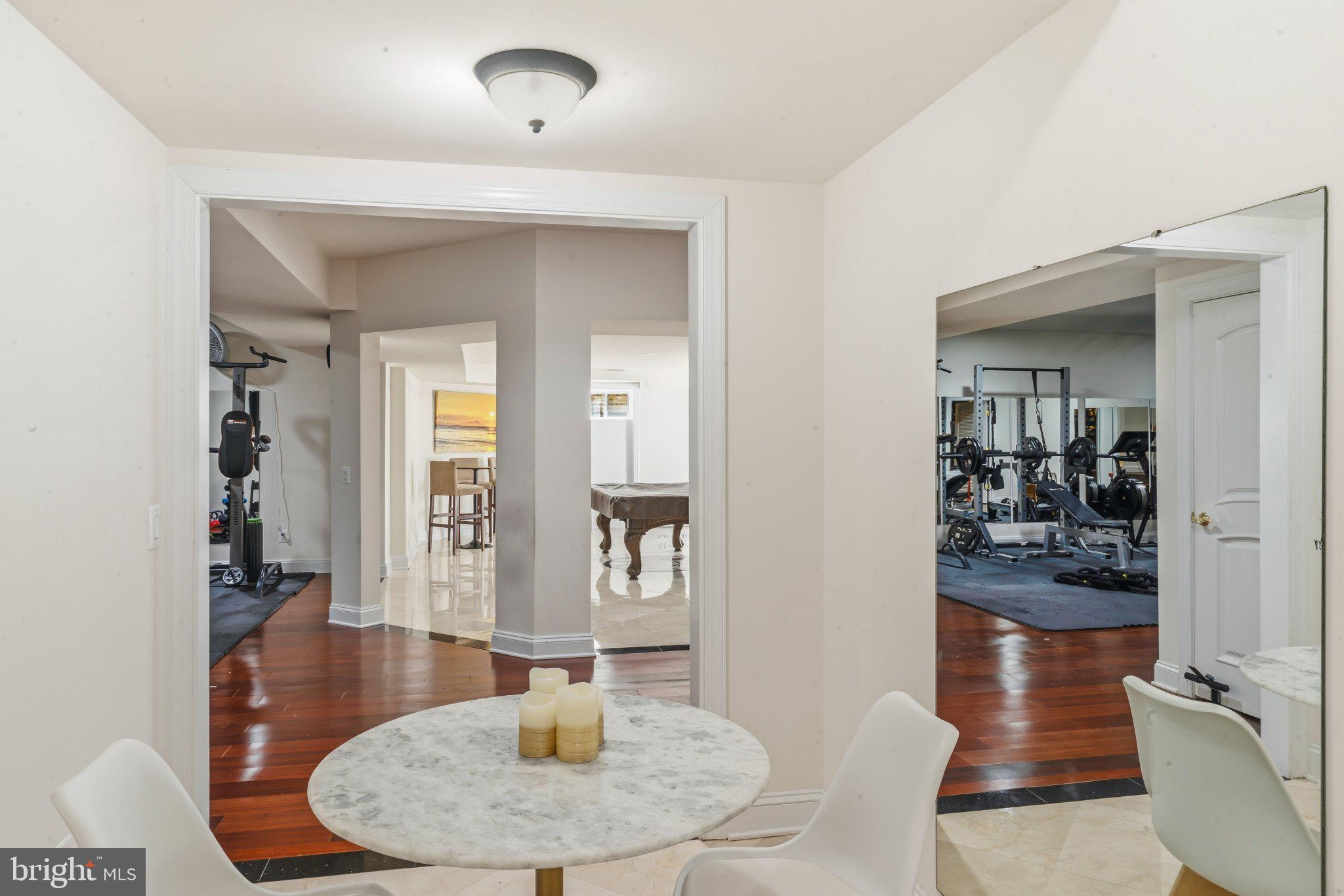 BEACON HILL - Residential