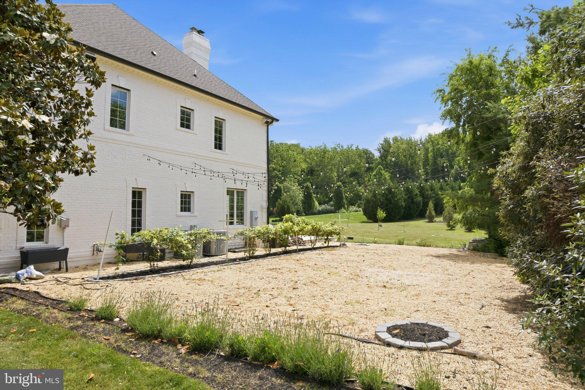 BEACON HILL - Residential