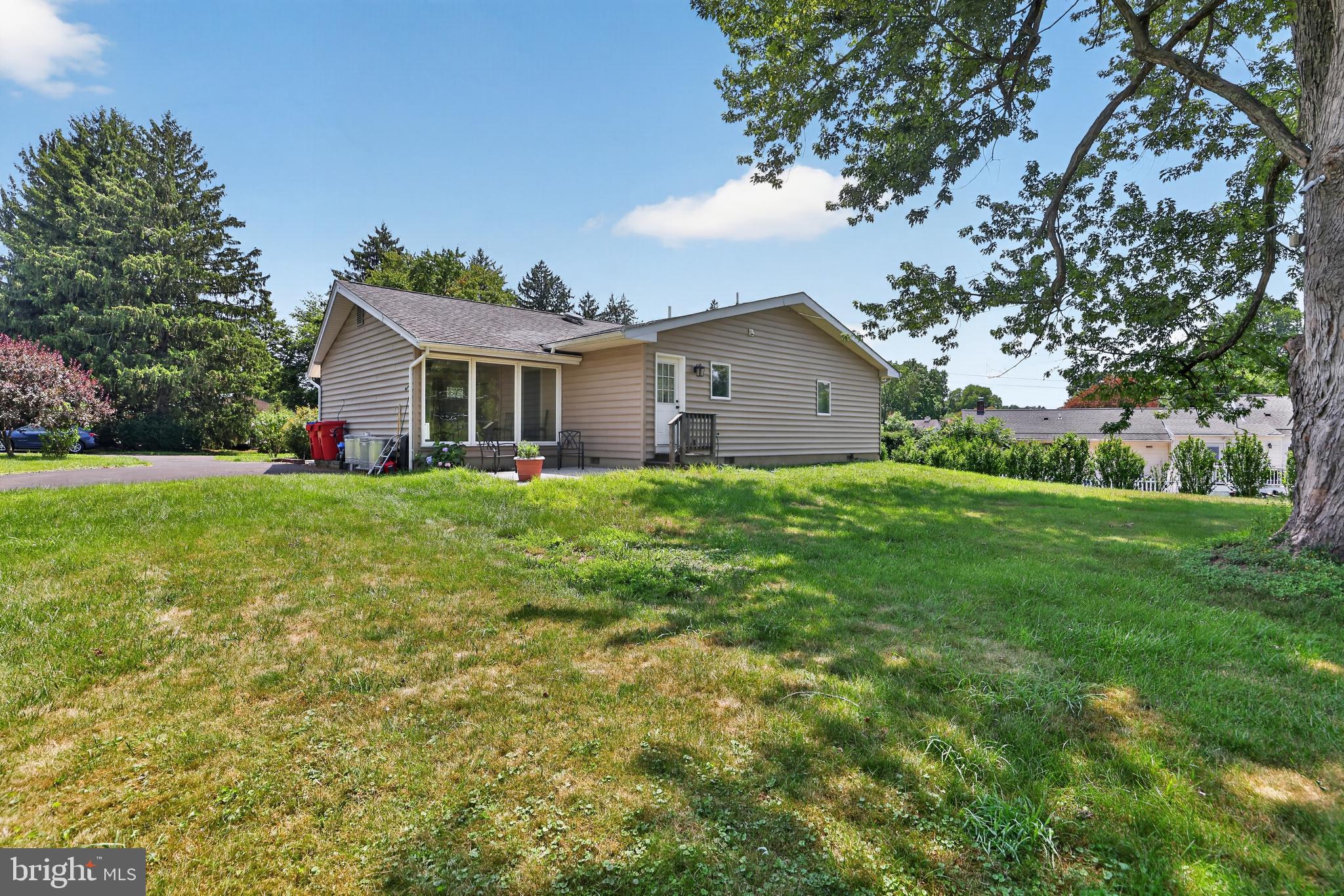 WILLOW FARMS - Residential