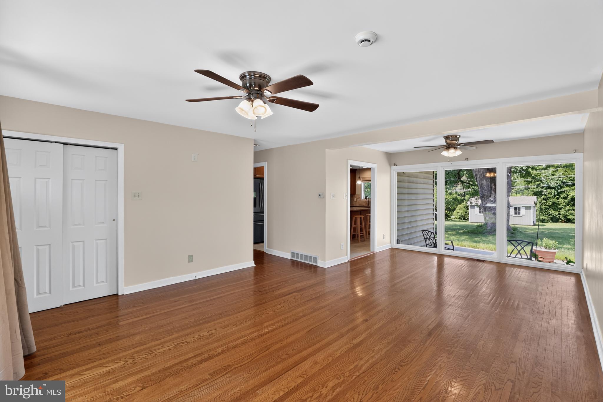 WILLOW FARMS - Residential