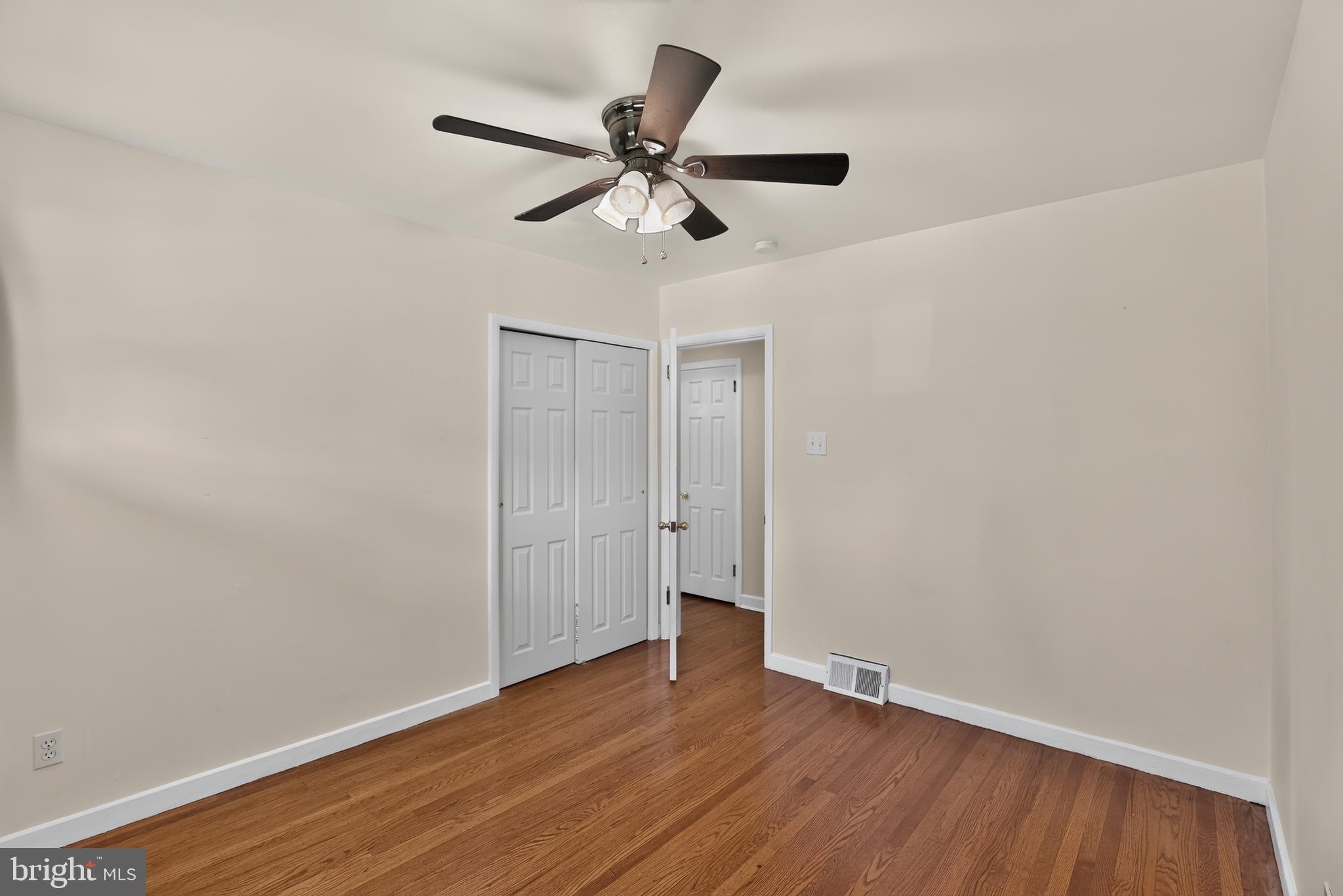 WILLOW FARMS - Residential