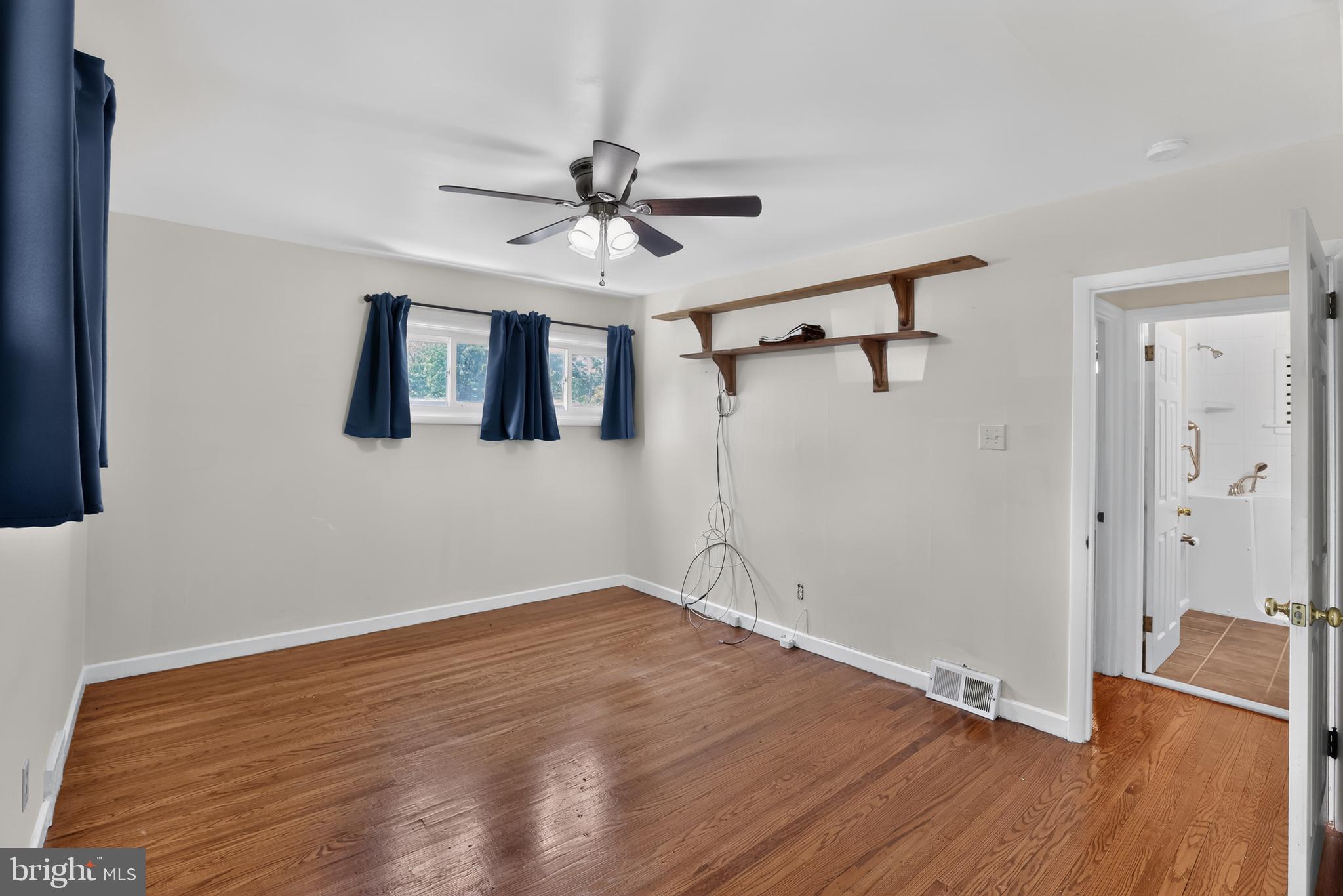 WILLOW FARMS - Residential