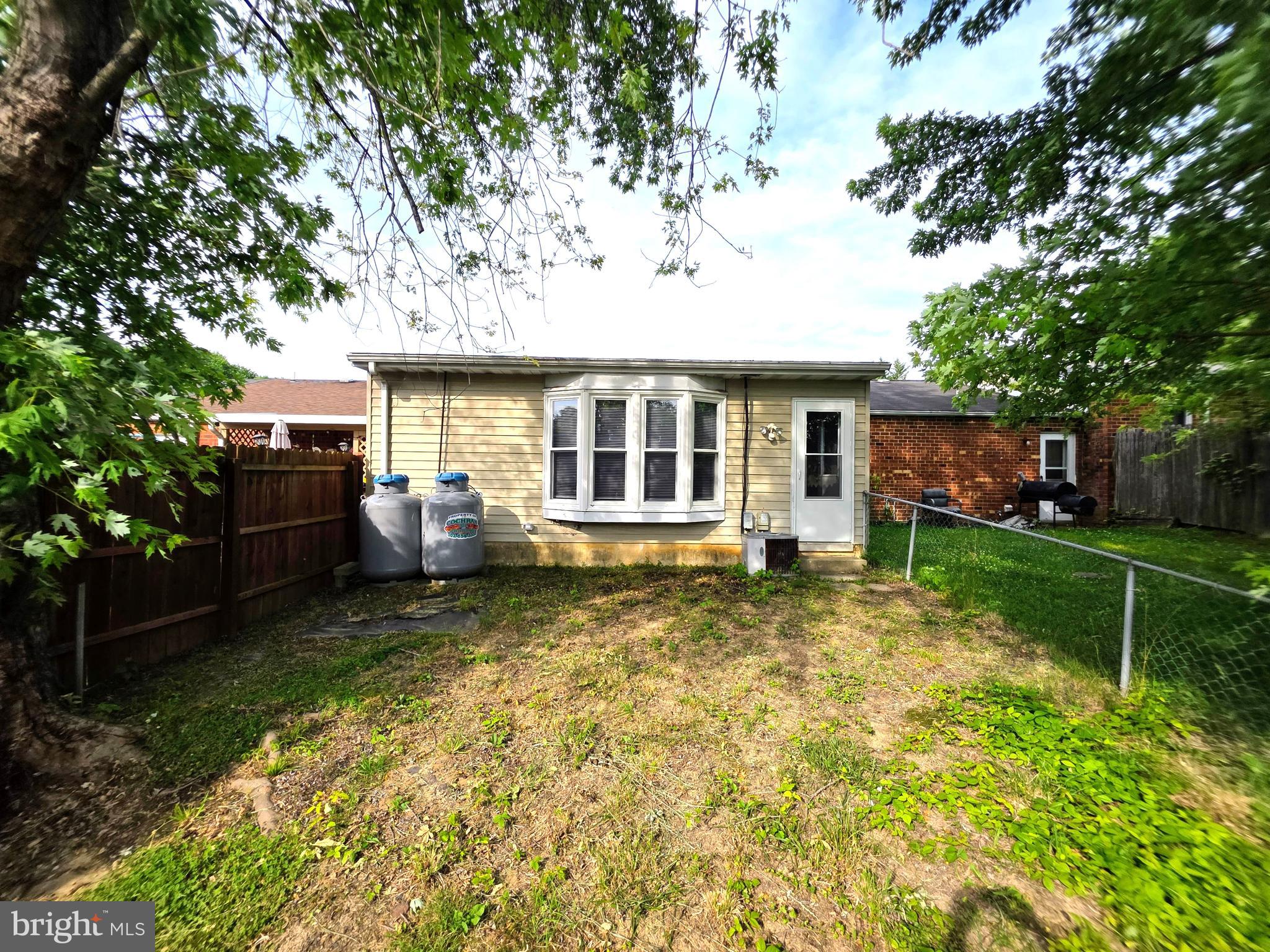 WOODBRIDGE - Residential
